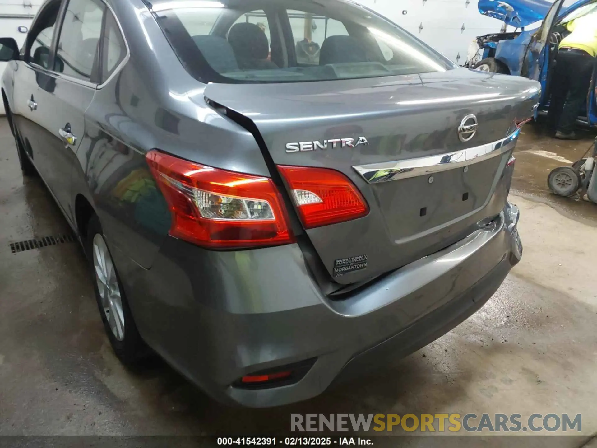 18 Photograph of a damaged car 3N1AB7AP5KY344051 NISSAN SENTRA 2019