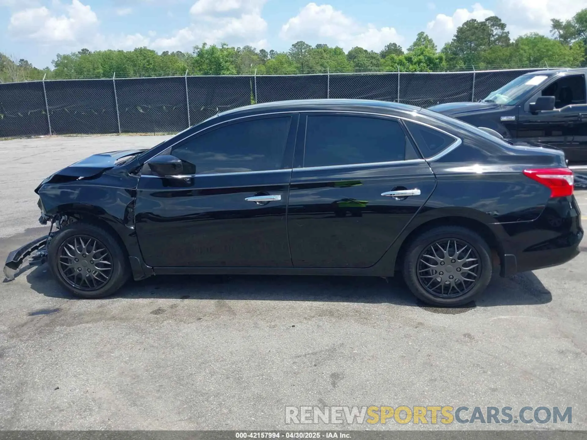 15 Photograph of a damaged car 3N1AB7AP5KY345992 NISSAN SENTRA 2019