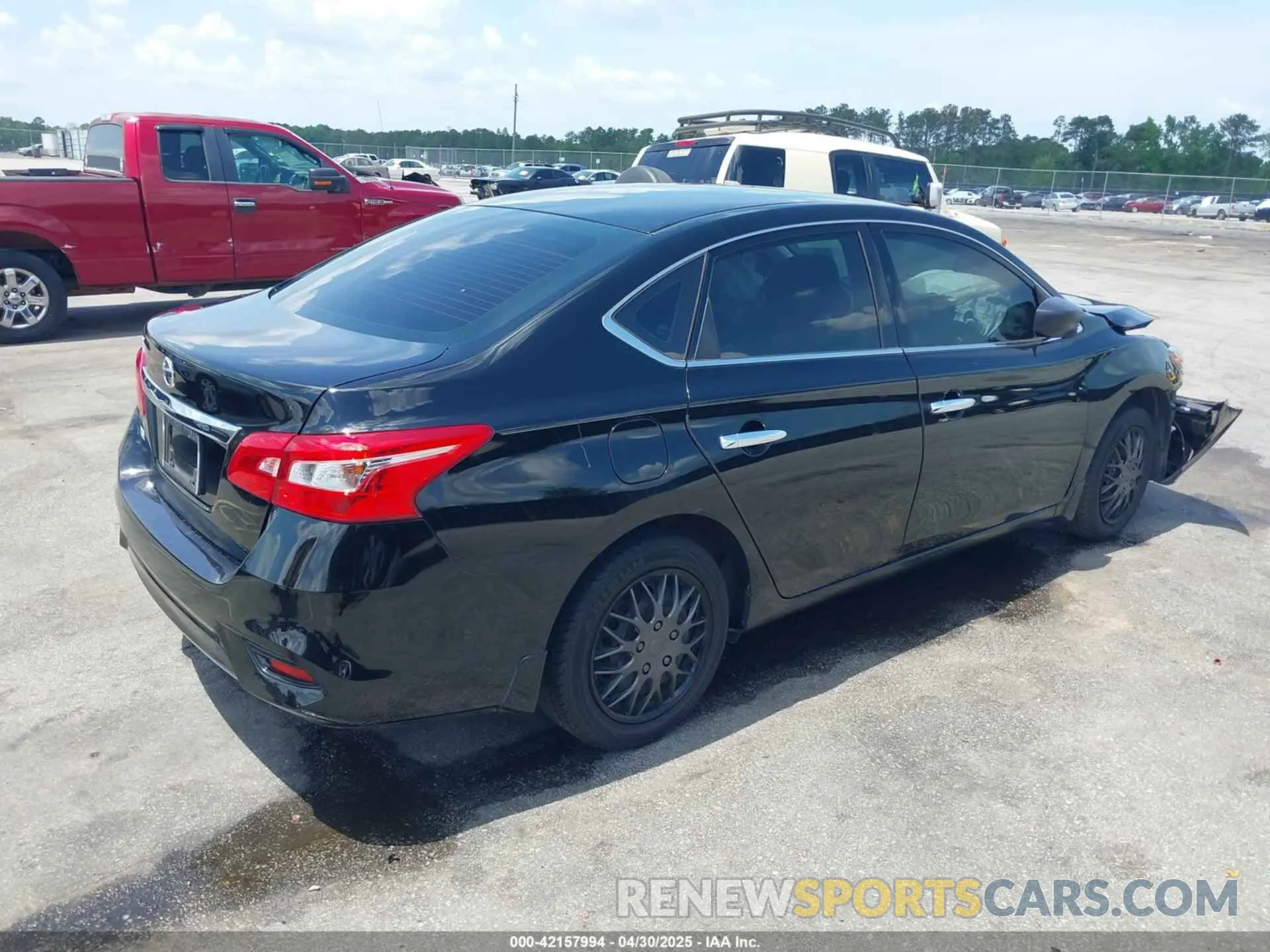 4 Photograph of a damaged car 3N1AB7AP5KY345992 NISSAN SENTRA 2019