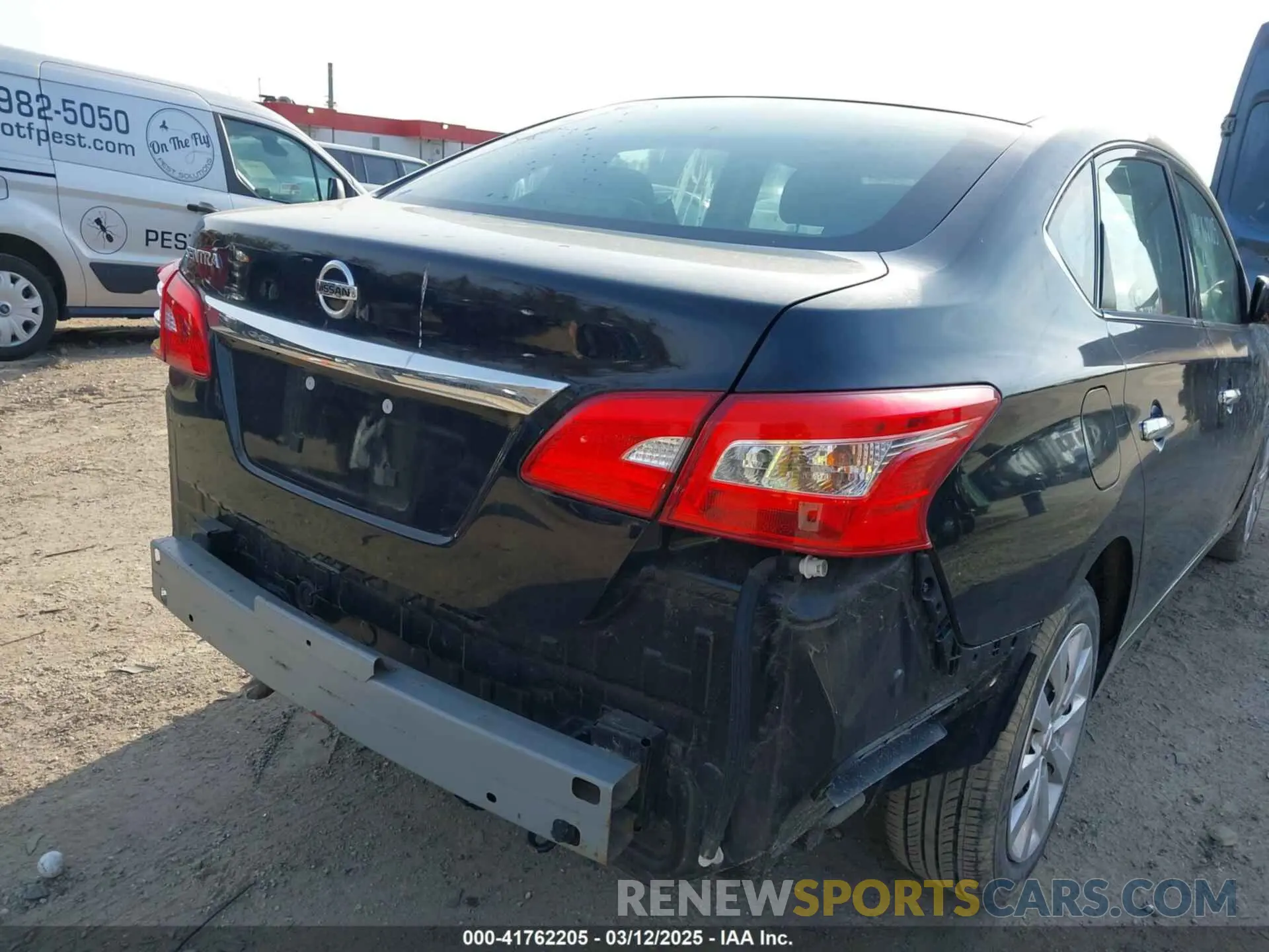 18 Photograph of a damaged car 3N1AB7AP5KY349220 NISSAN SENTRA 2019