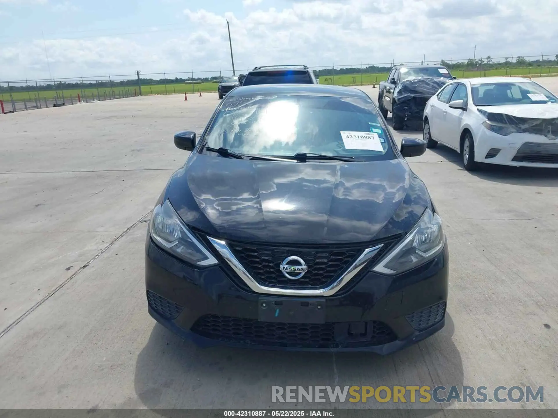 12 Photograph of a damaged car 3N1AB7AP5KY376952 NISSAN SENTRA 2019