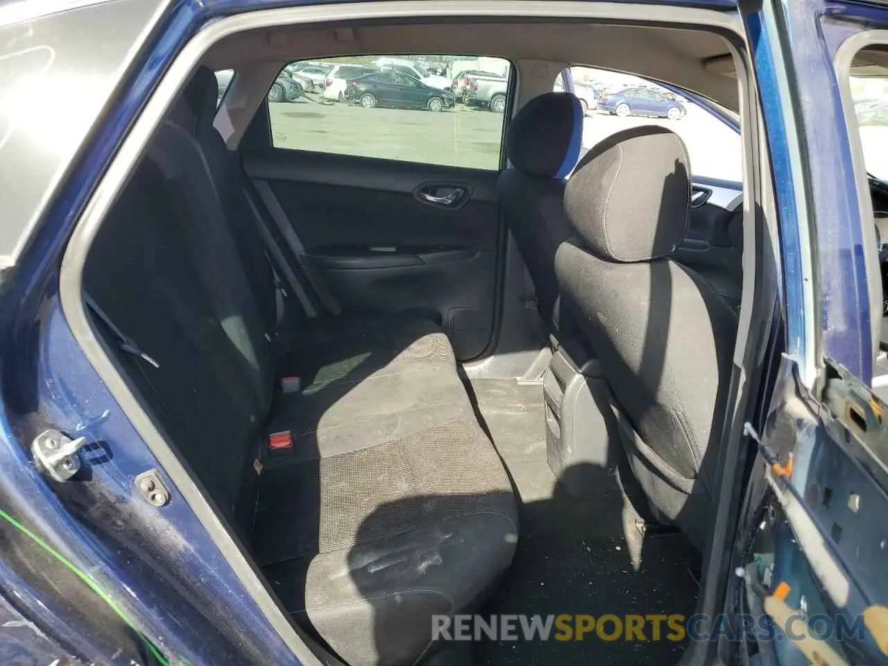 10 Photograph of a damaged car 3N1AB7AP5KY391130 NISSAN SENTRA 2019