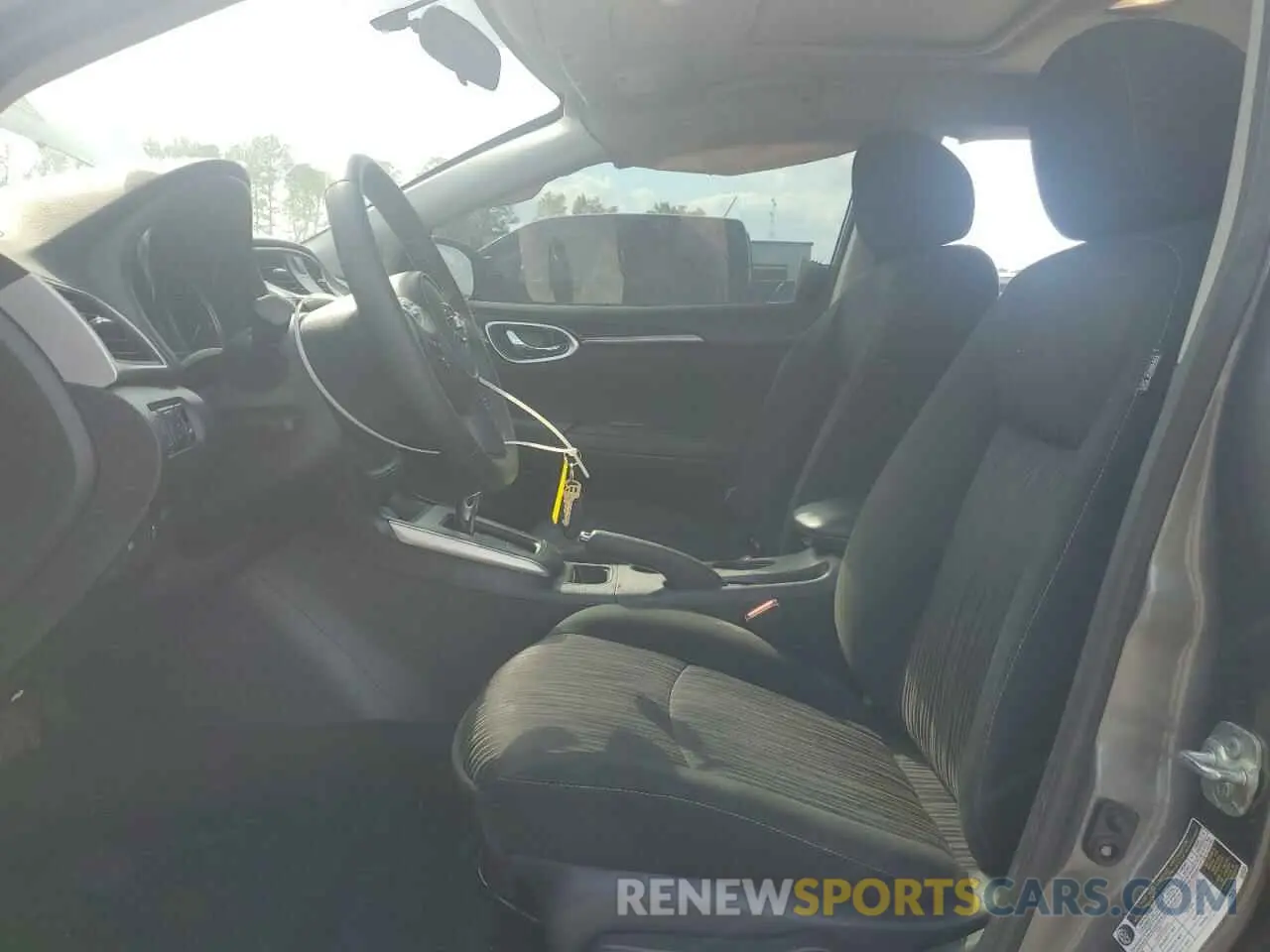 7 Photograph of a damaged car 3N1AB7AP5KY392388 NISSAN SENTRA 2019