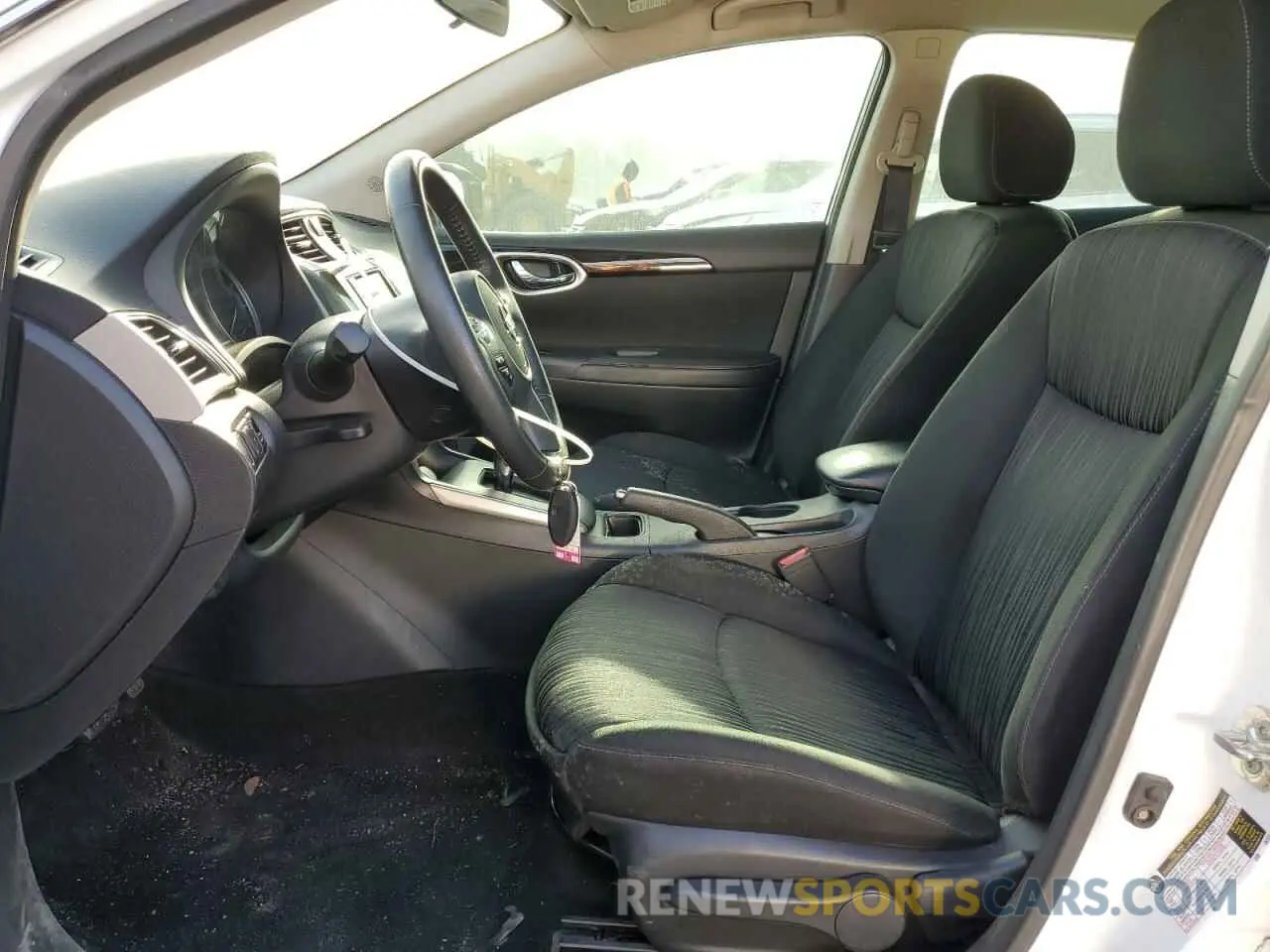 7 Photograph of a damaged car 3N1AB7AP5KY402384 NISSAN SENTRA 2019