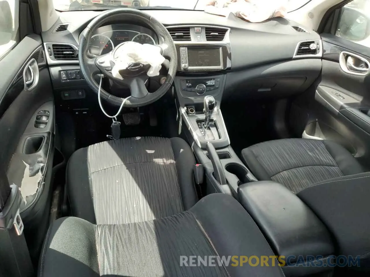 7 Photograph of a damaged car 3N1AB7AP5KY410663 NISSAN SENTRA 2019