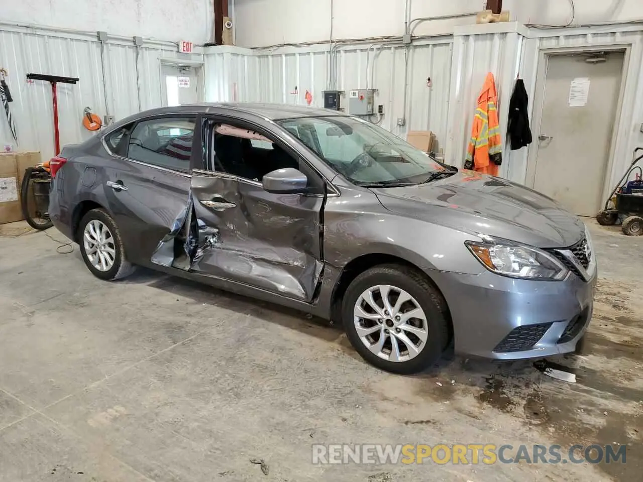 4 Photograph of a damaged car 3N1AB7AP5KY413076 NISSAN SENTRA 2019
