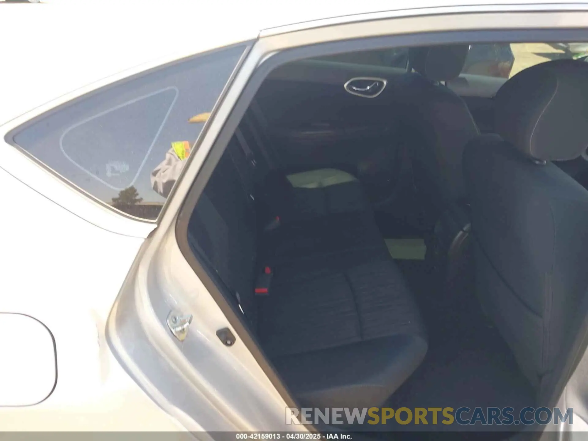 8 Photograph of a damaged car 3N1AB7AP5KY424580 NISSAN SENTRA 2019