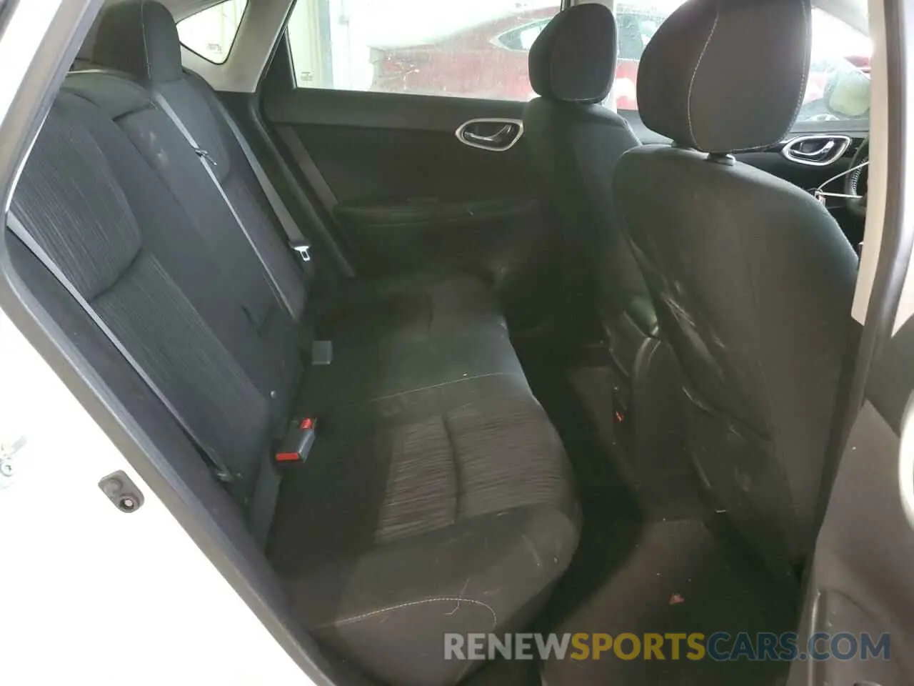 10 Photograph of a damaged car 3N1AB7AP5KY441394 NISSAN SENTRA 2019