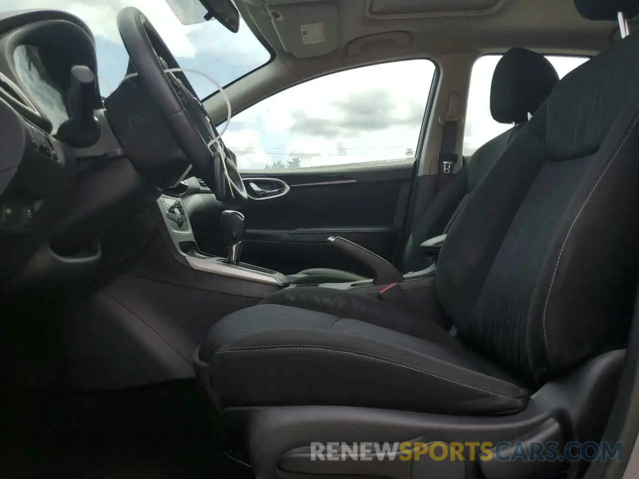 7 Photograph of a damaged car 3N1AB7AP5KY444702 NISSAN SENTRA 2019