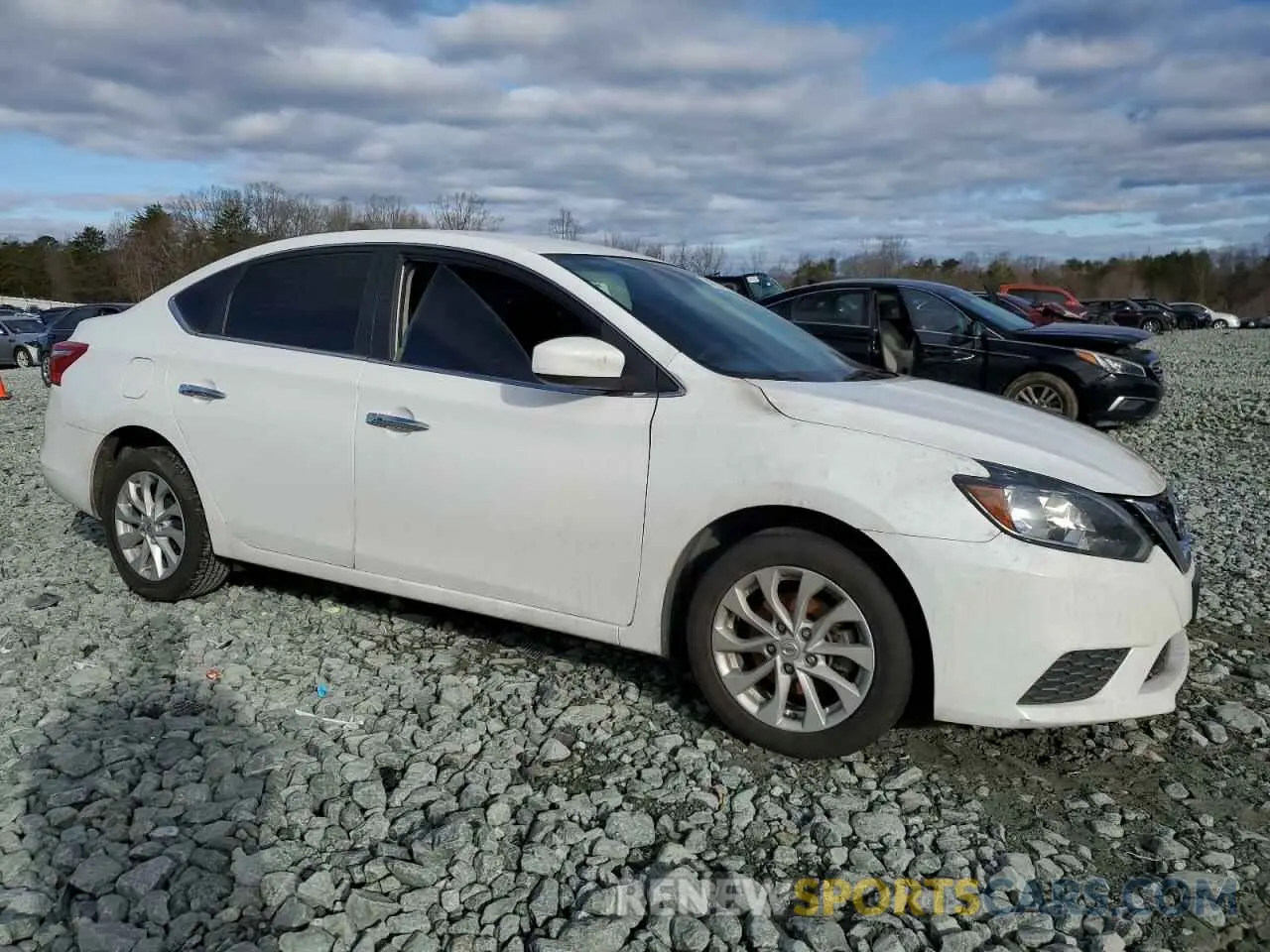 4 Photograph of a damaged car 3N1AB7AP5KY447342 NISSAN SENTRA 2019