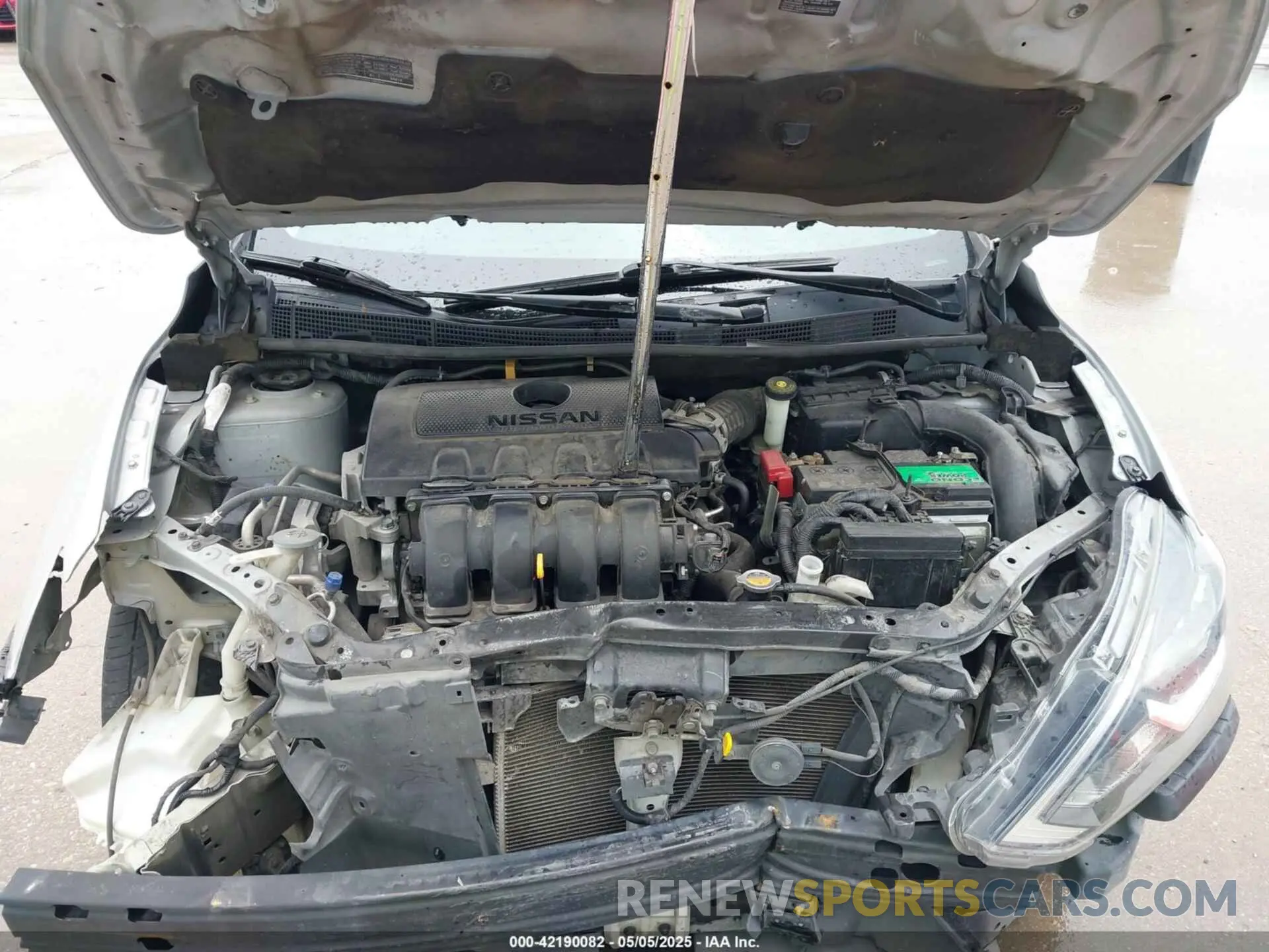 10 Photograph of a damaged car 3N1AB7AP6KL612702 NISSAN SENTRA 2019