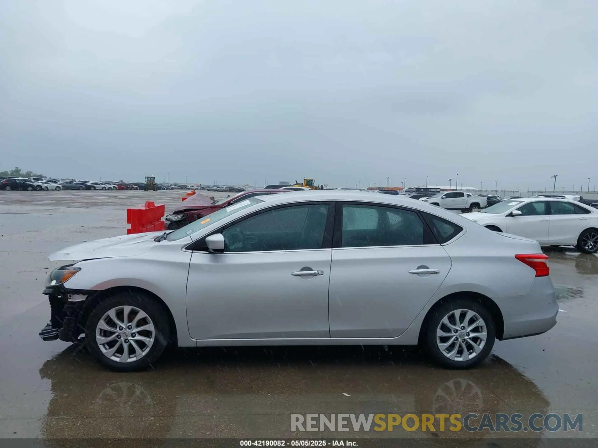15 Photograph of a damaged car 3N1AB7AP6KL612702 NISSAN SENTRA 2019