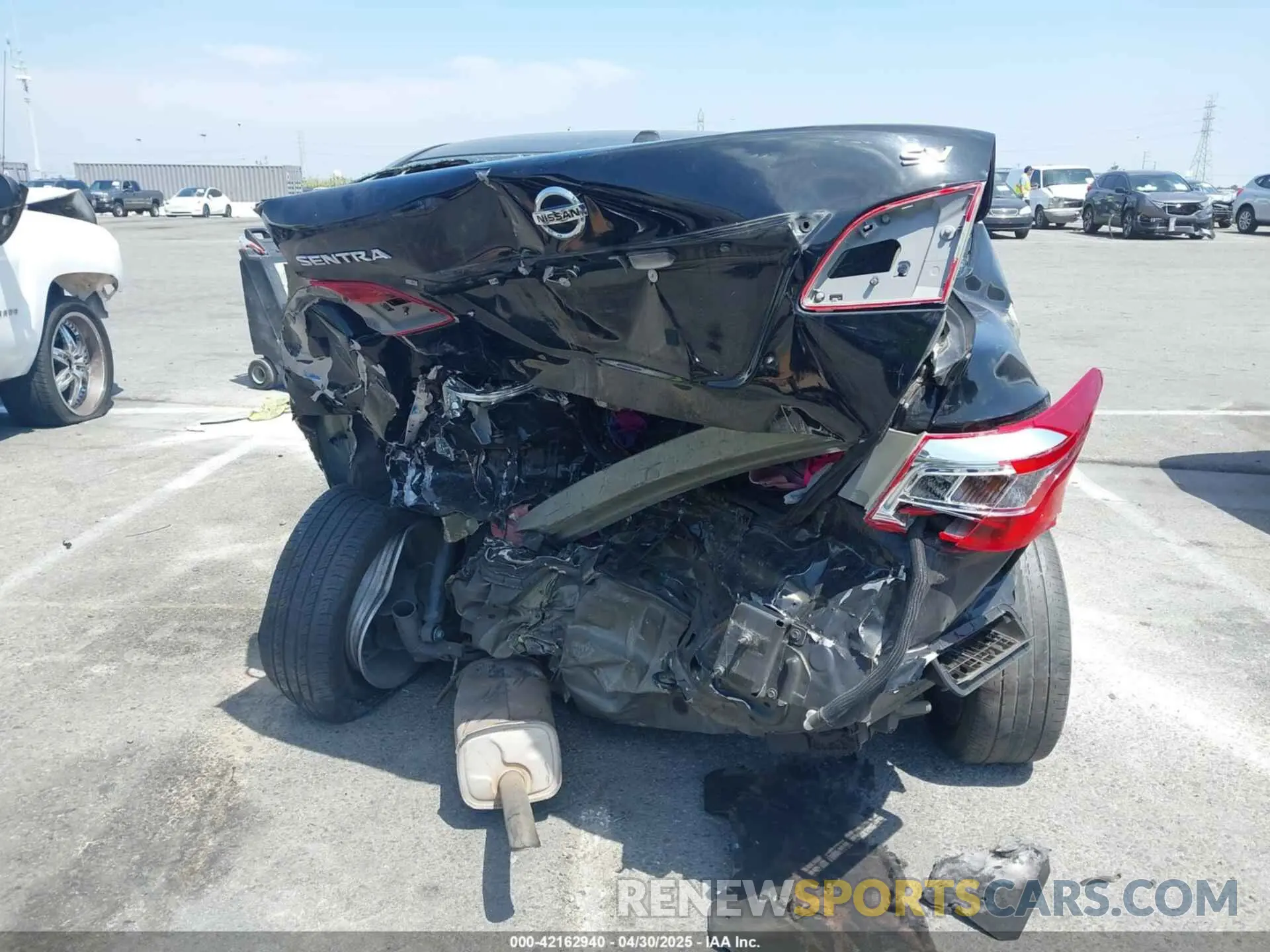 17 Photograph of a damaged car 3N1AB7AP6KL628561 NISSAN SENTRA 2019