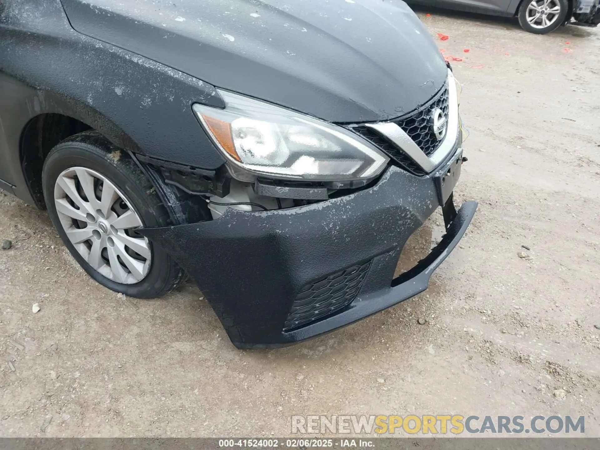 18 Photograph of a damaged car 3N1AB7AP6KY230186 NISSAN SENTRA 2019