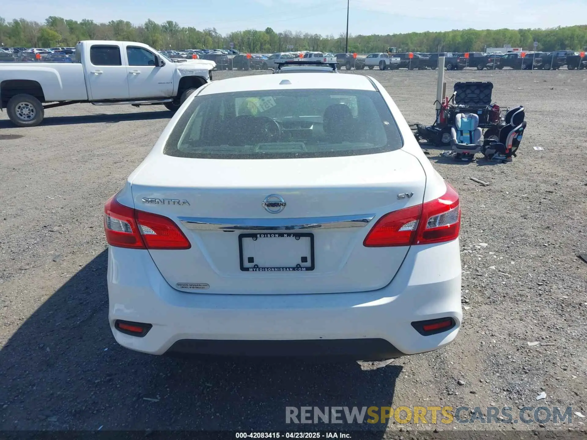16 Photograph of a damaged car 3N1AB7AP6KY239955 NISSAN SENTRA 2019