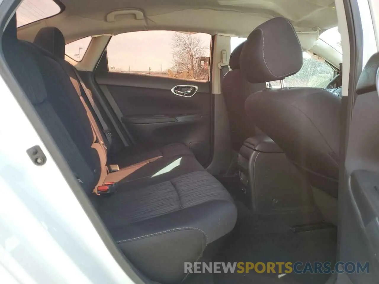 10 Photograph of a damaged car 3N1AB7AP6KY241883 NISSAN SENTRA 2019