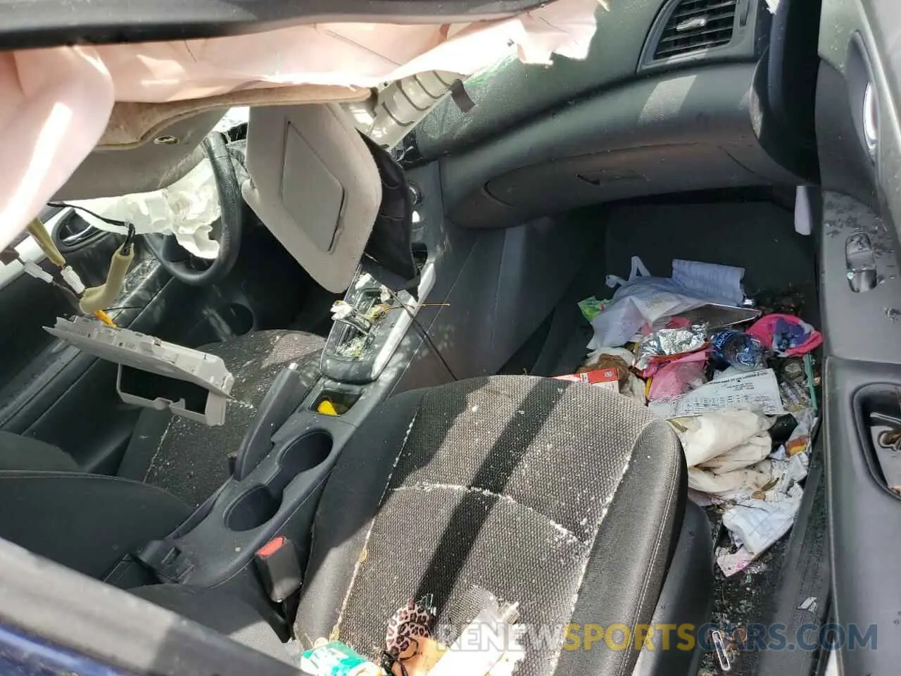 8 Photograph of a damaged car 3N1AB7AP6KY256271 NISSAN SENTRA 2019
