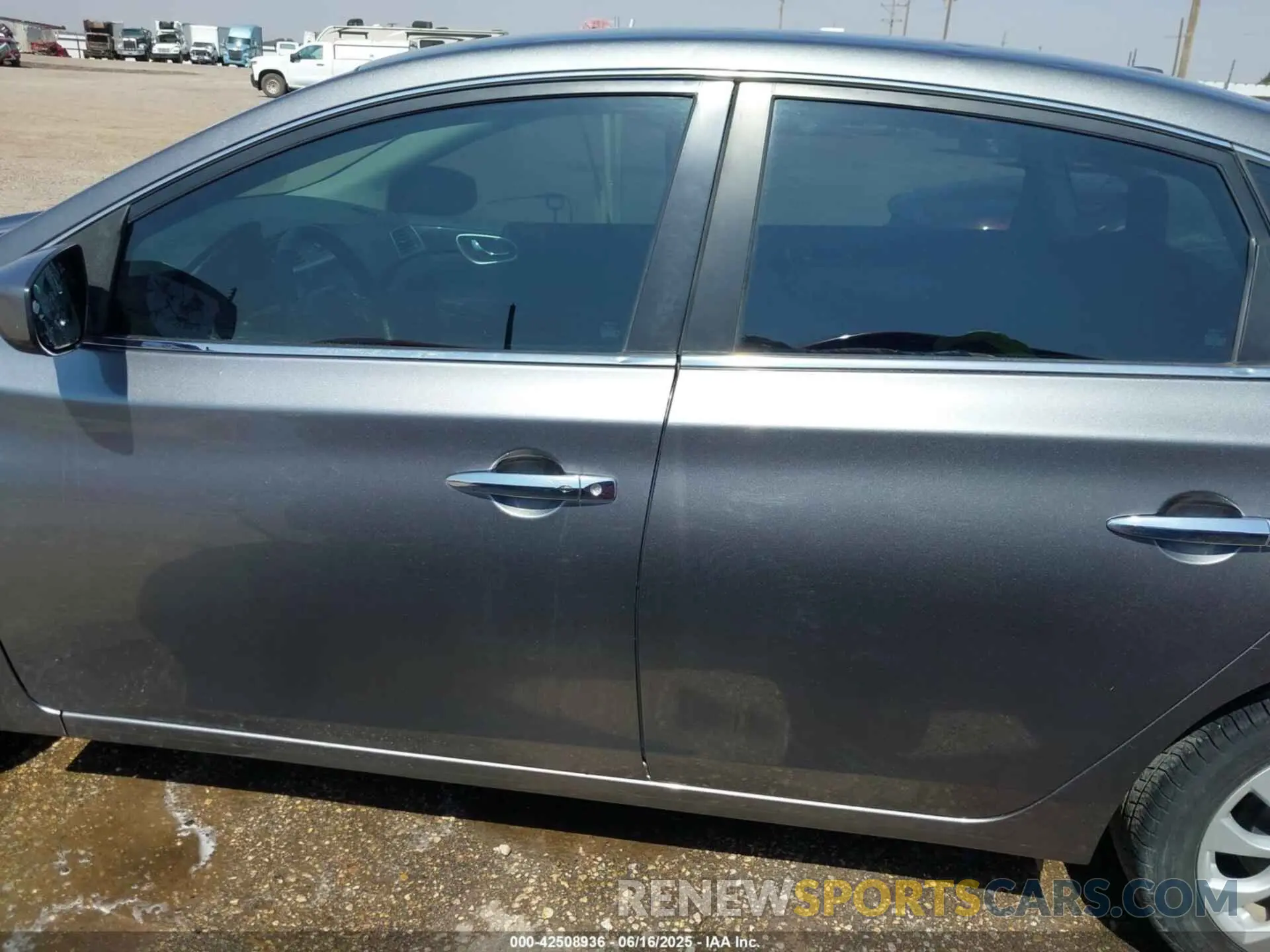 14 Photograph of a damaged car 3N1AB7AP6KY269747 NISSAN SENTRA 2019