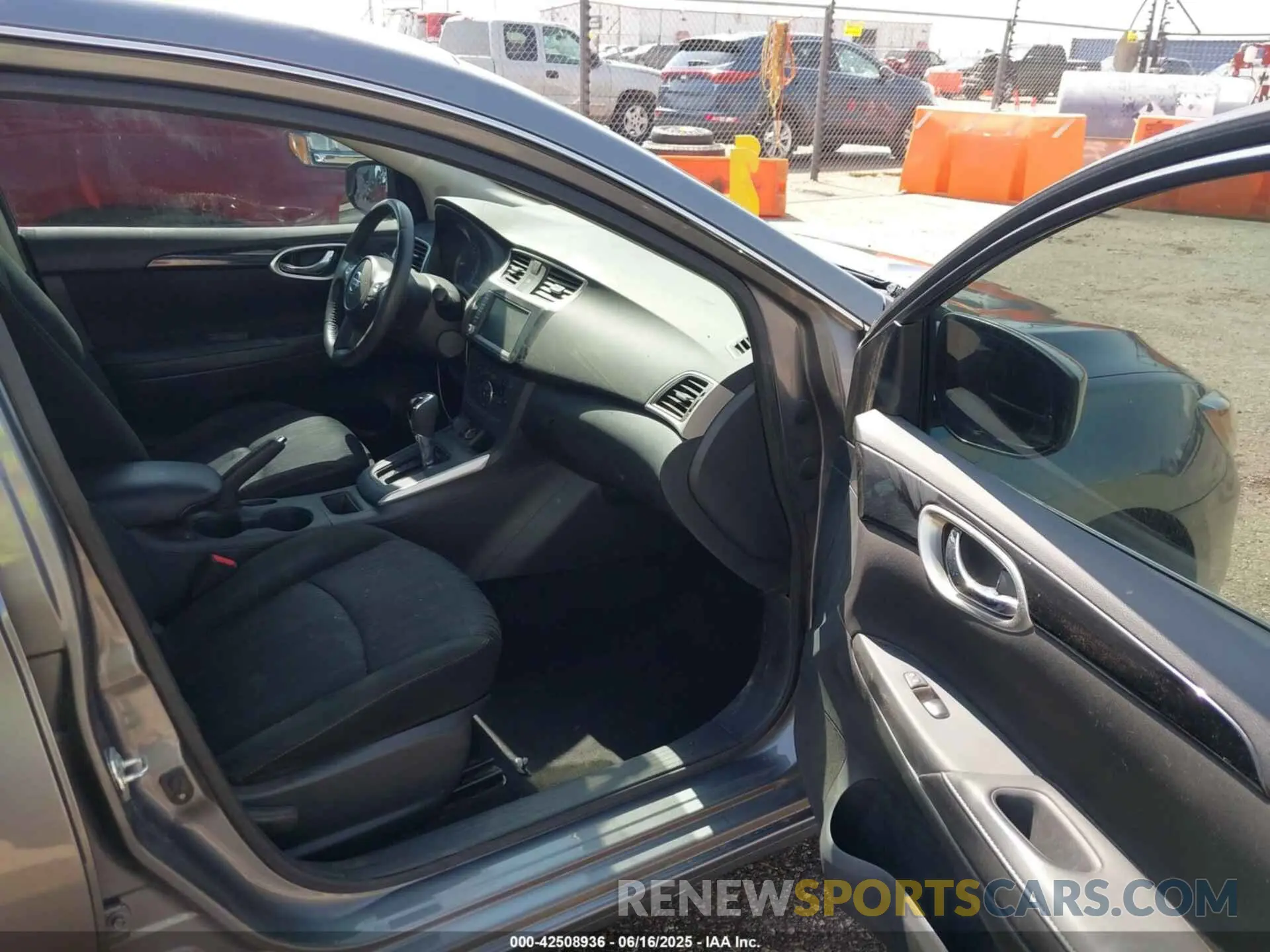 5 Photograph of a damaged car 3N1AB7AP6KY269747 NISSAN SENTRA 2019