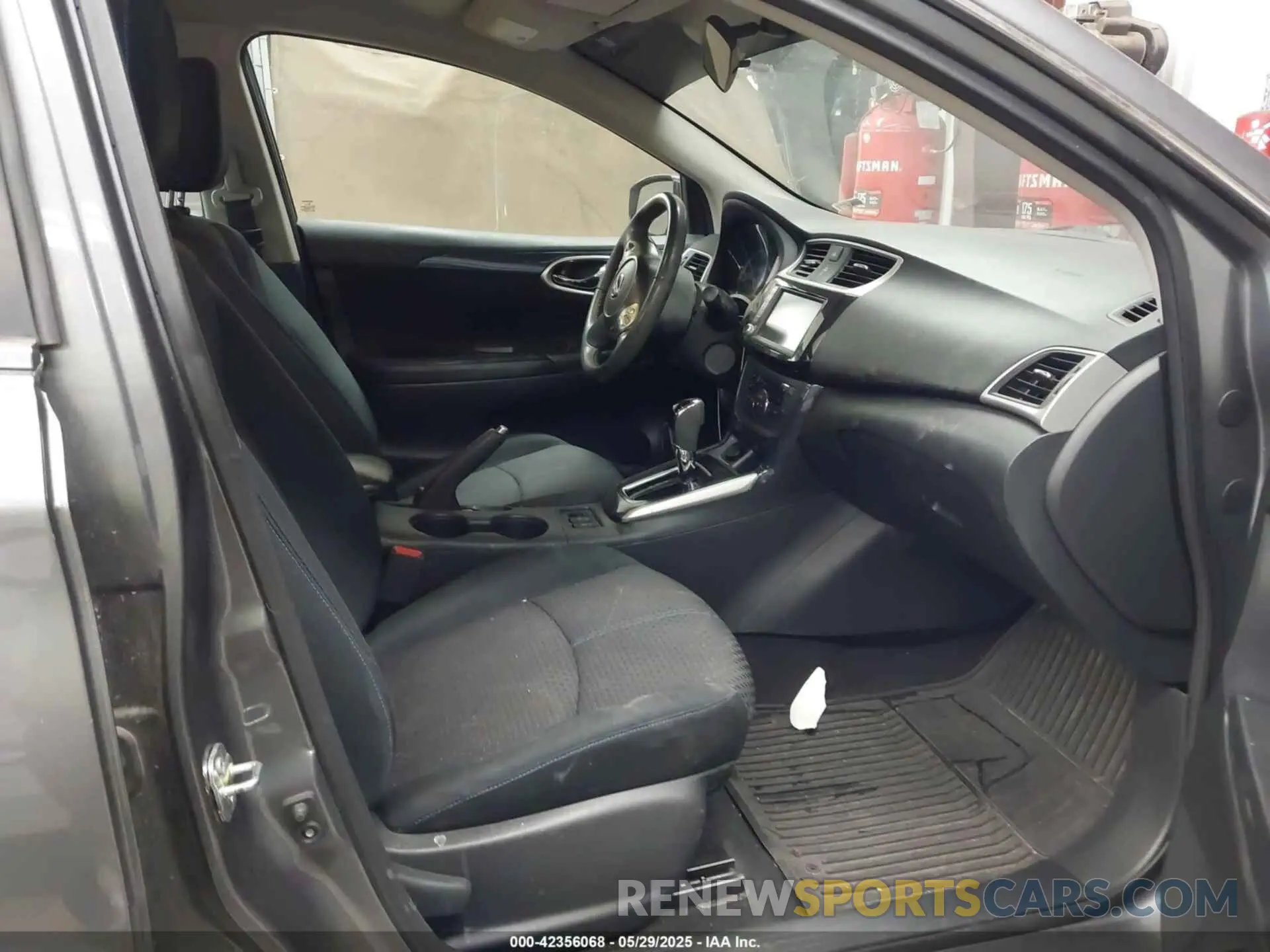 5 Photograph of a damaged car 3N1AB7AP6KY329378 NISSAN SENTRA 2019