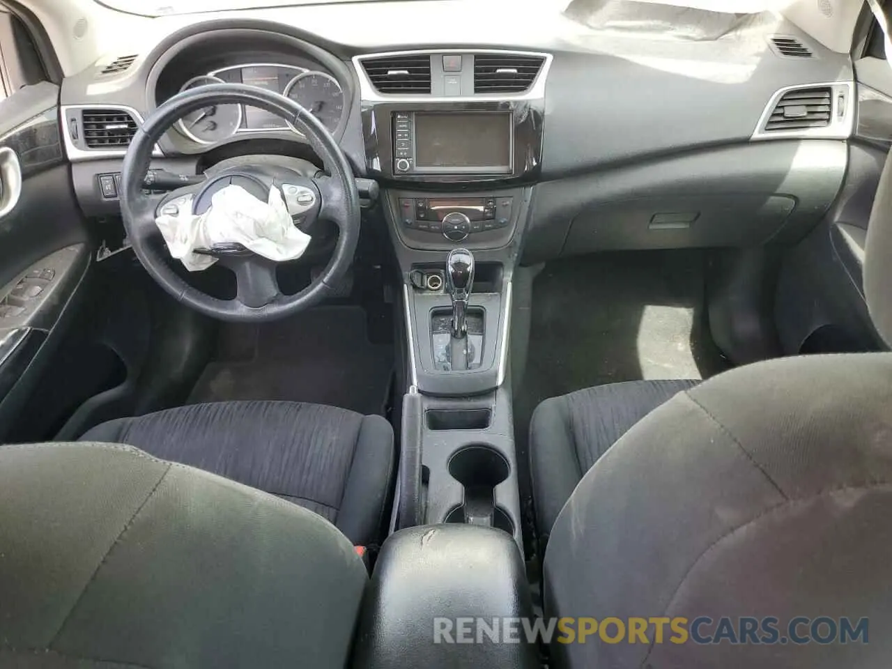 8 Photograph of a damaged car 3N1AB7AP6KY339442 NISSAN SENTRA 2019