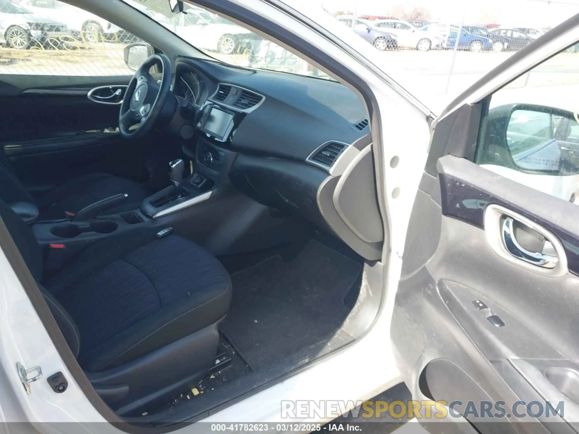 5 Photograph of a damaged car 3N1AB7AP6KY350750 NISSAN SENTRA 2019