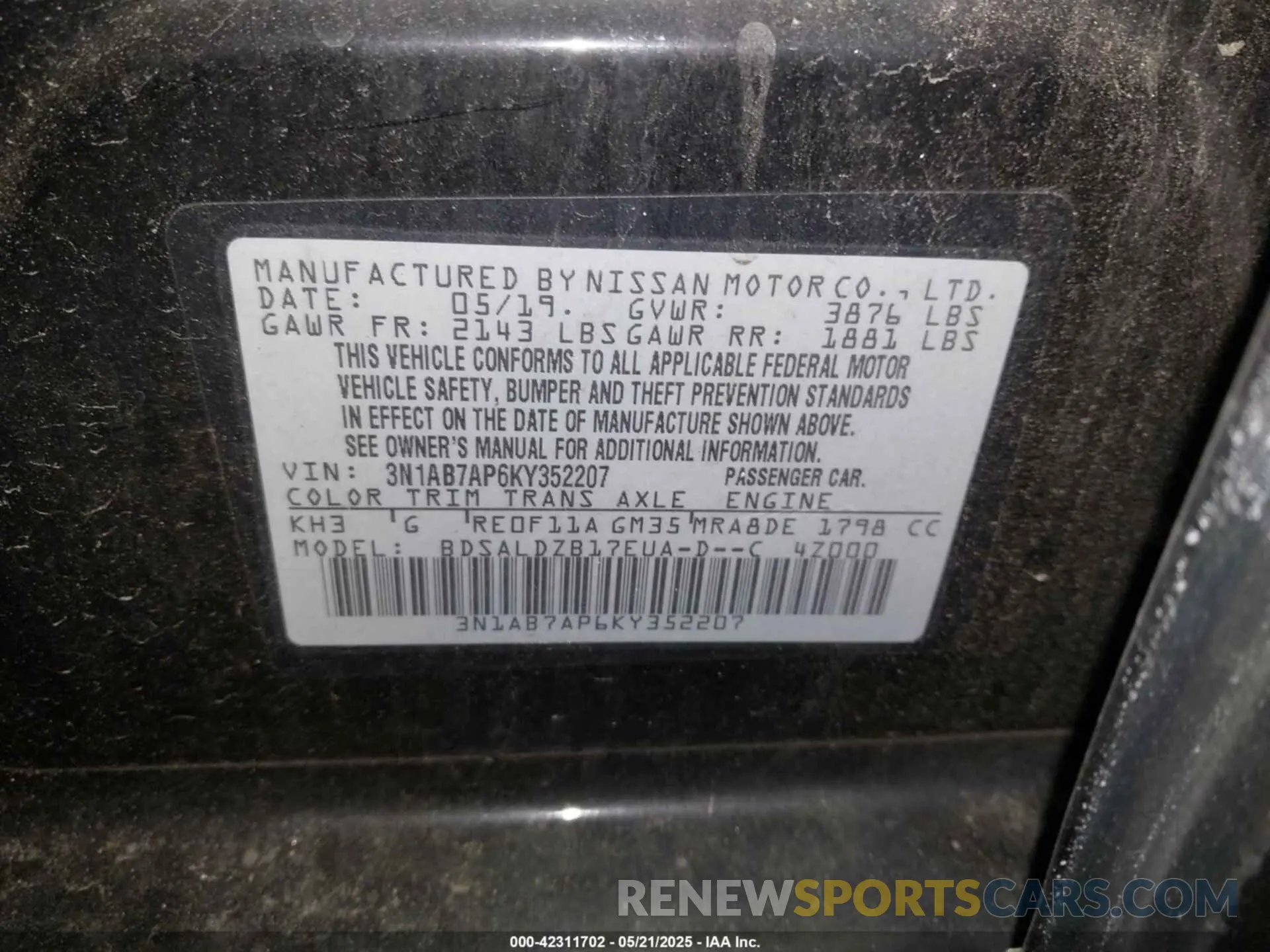 9 Photograph of a damaged car 3N1AB7AP6KY352207 NISSAN SENTRA 2019