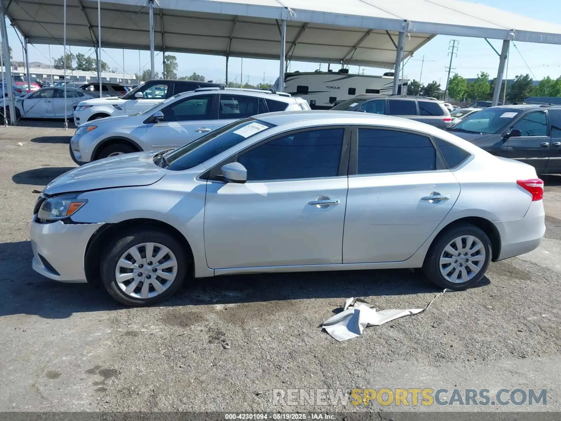 14 Photograph of a damaged car 3N1AB7AP6KY358590 NISSAN SENTRA 2019