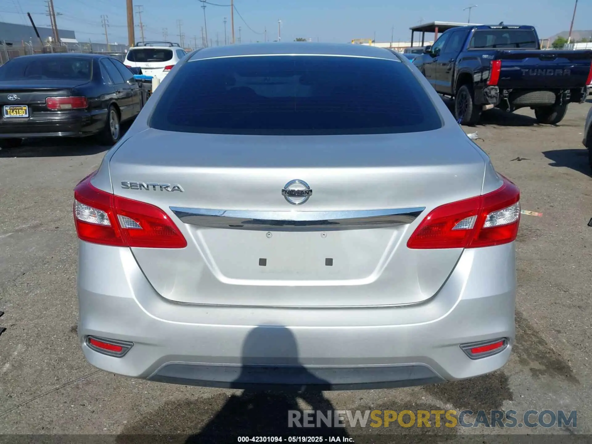 16 Photograph of a damaged car 3N1AB7AP6KY358590 NISSAN SENTRA 2019