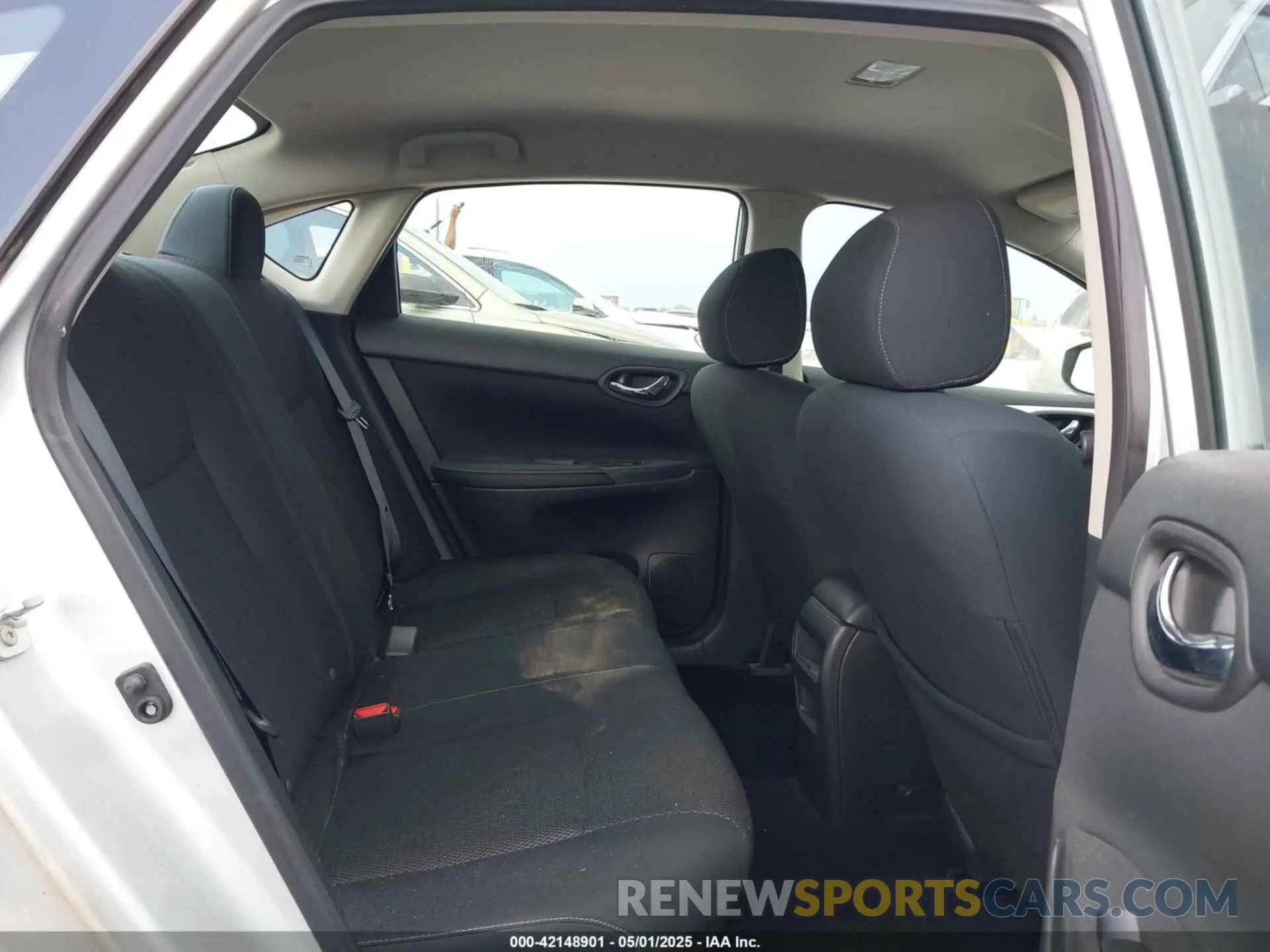8 Photograph of a damaged car 3N1AB7AP6KY362686 NISSAN SENTRA 2019