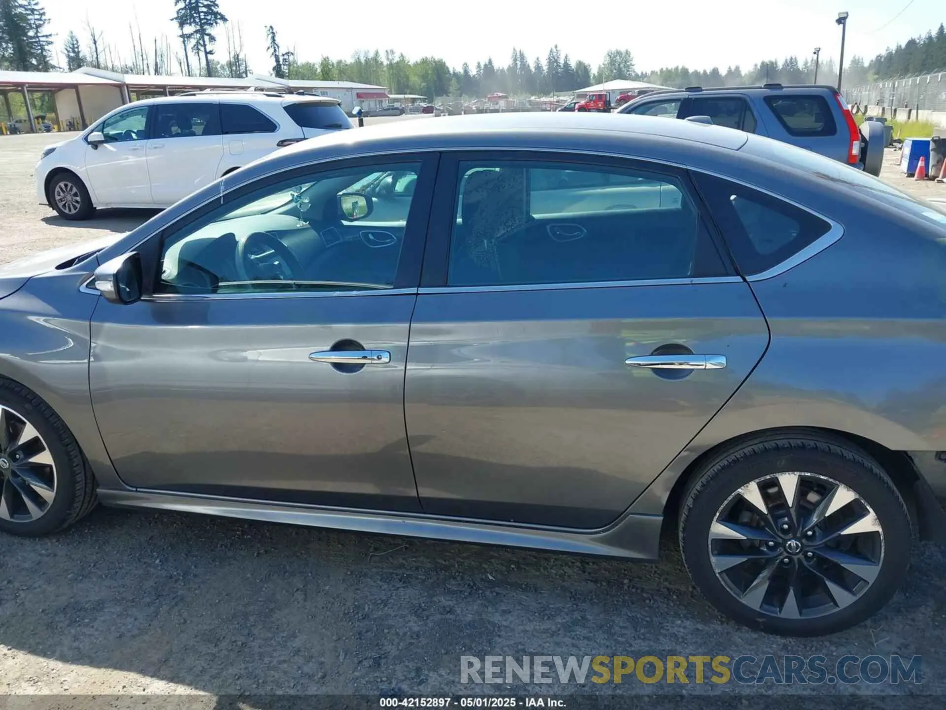 14 Photograph of a damaged car 3N1AB7AP6KY378886 NISSAN SENTRA 2019