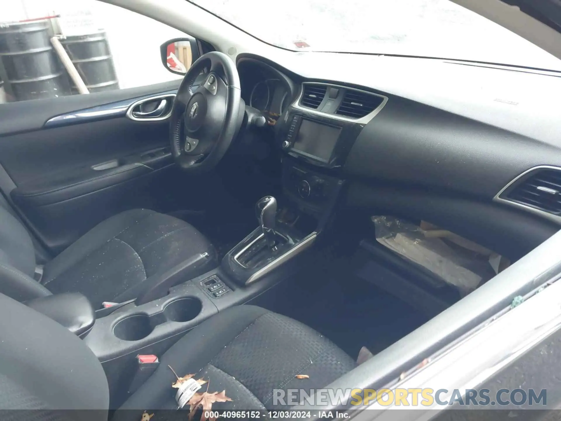 5 Photograph of a damaged car 3N1AB7AP6KY381819 NISSAN SENTRA 2019