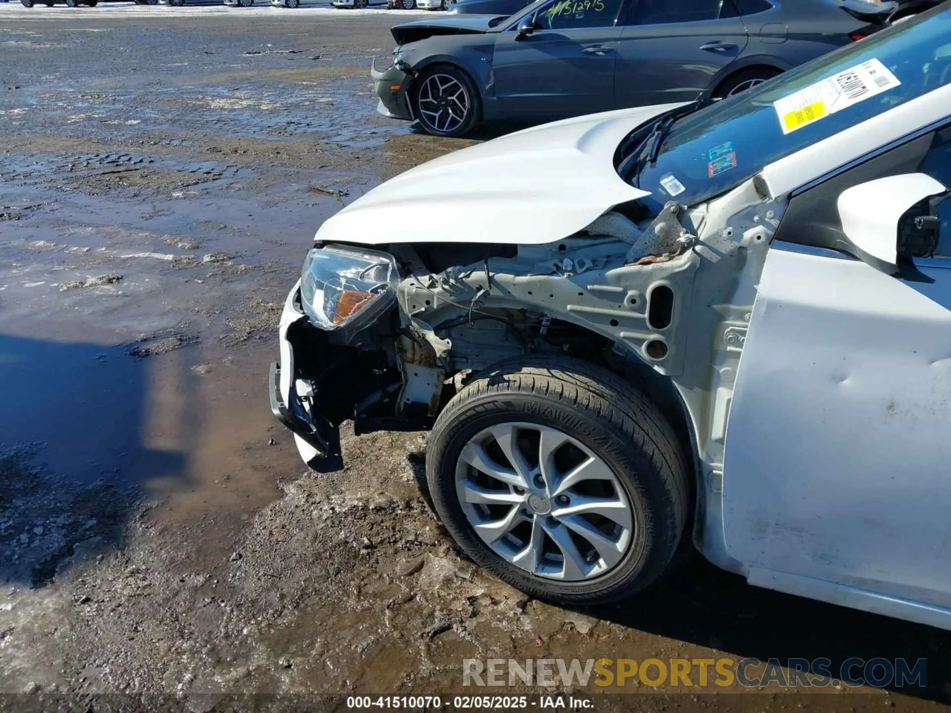 6 Photograph of a damaged car 3N1AB7AP6KY381948 NISSAN SENTRA 2019