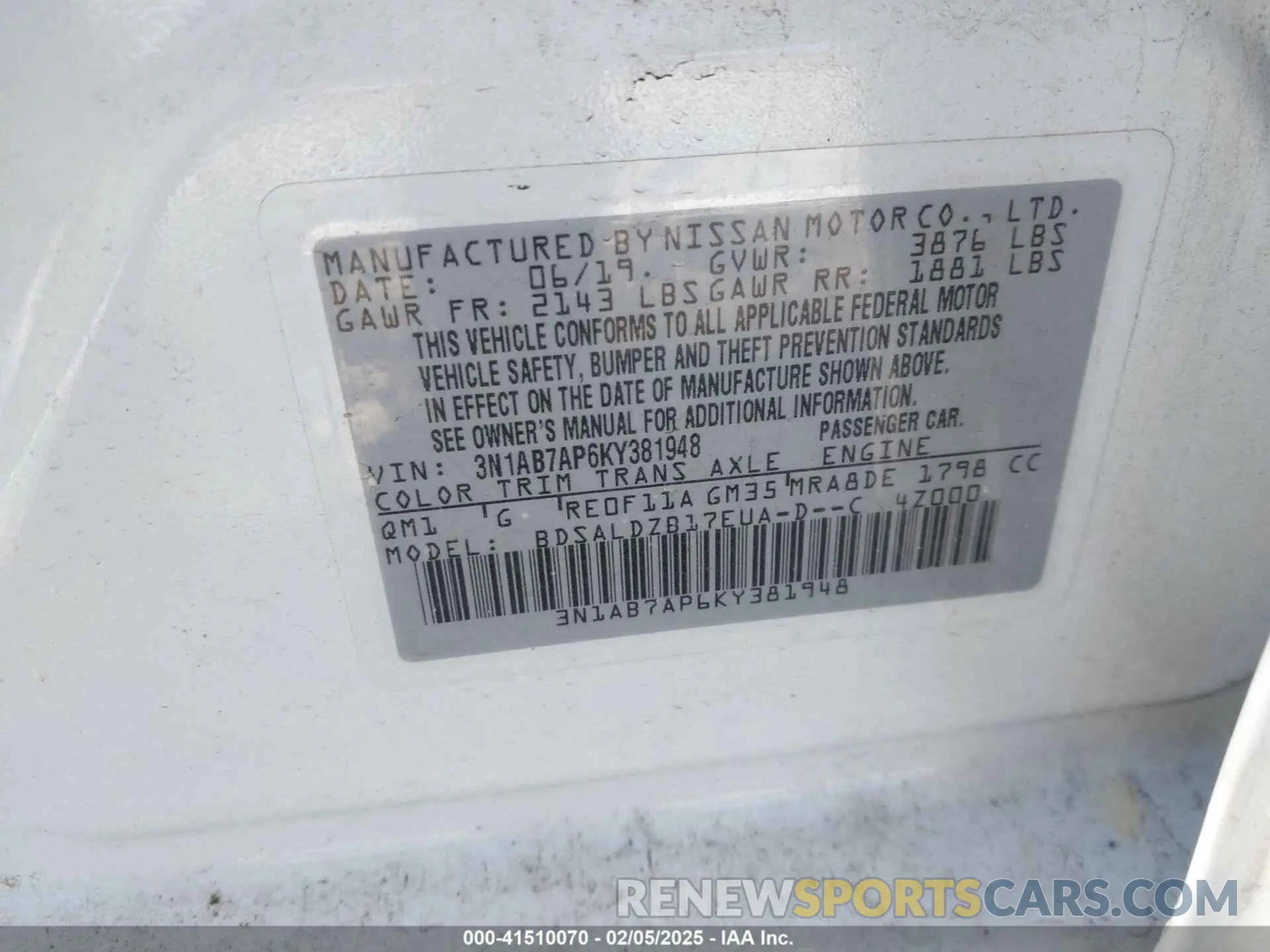 9 Photograph of a damaged car 3N1AB7AP6KY381948 NISSAN SENTRA 2019
