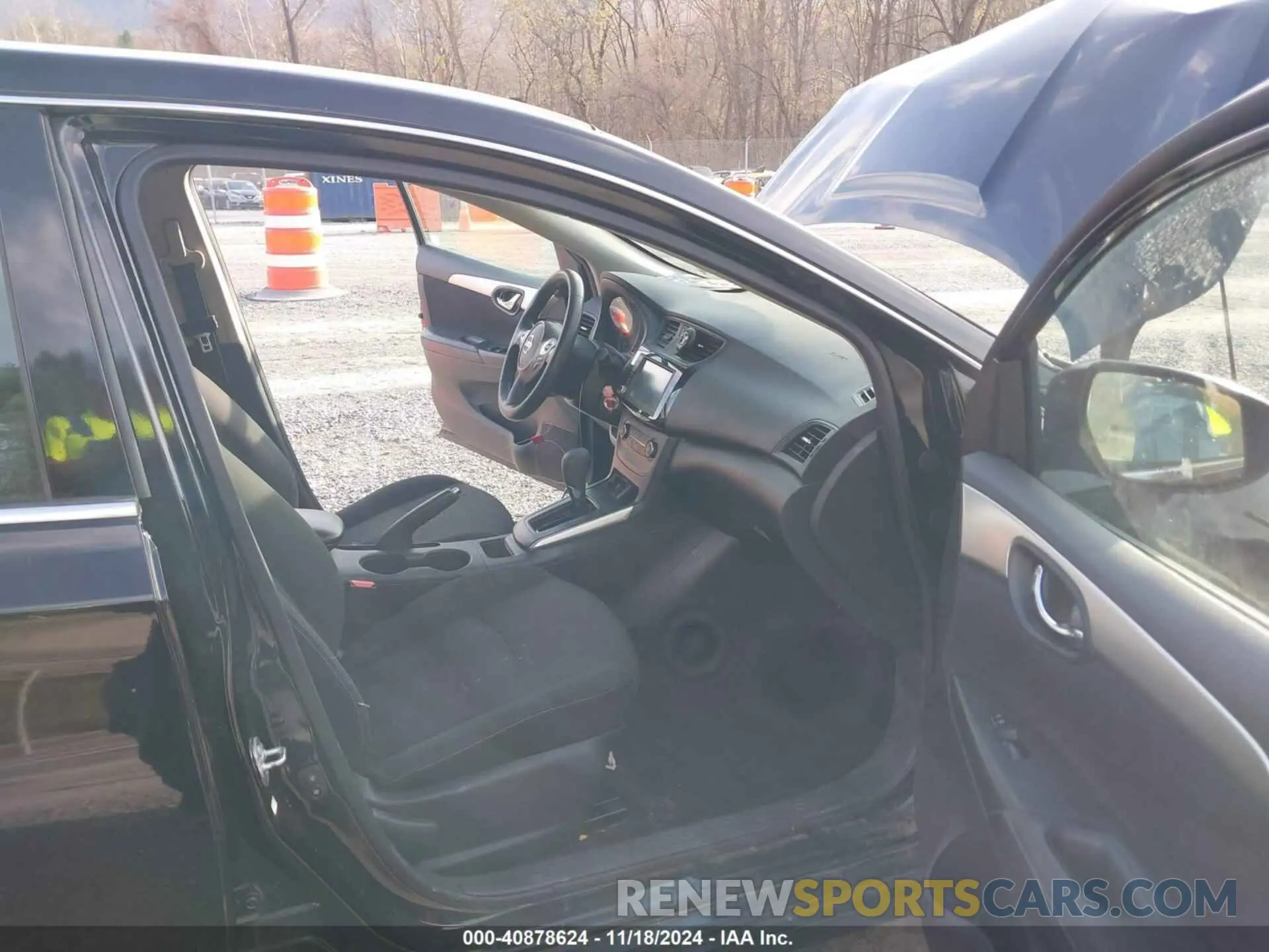 5 Photograph of a damaged car 3N1AB7AP6KY385515 NISSAN SENTRA 2019