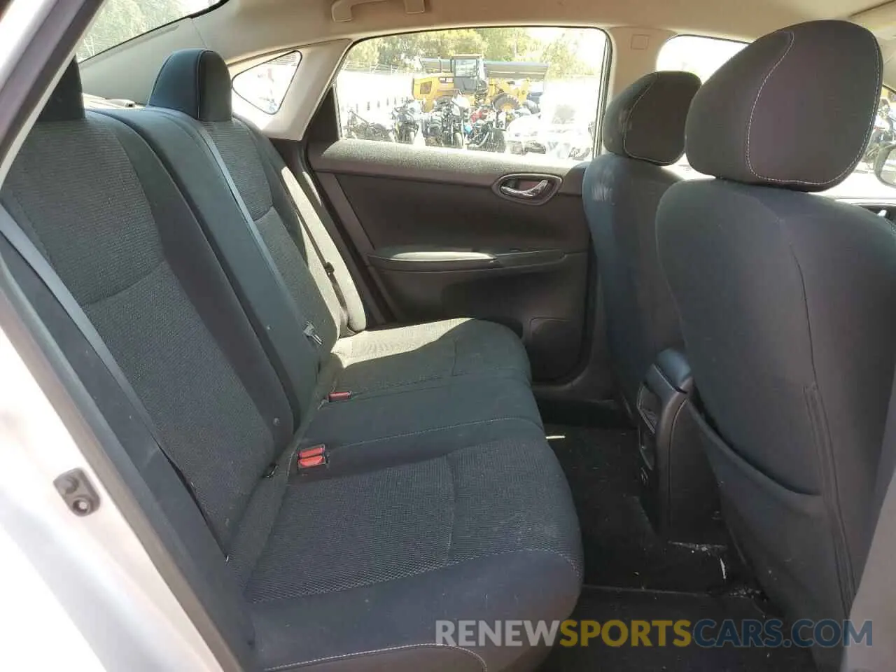10 Photograph of a damaged car 3N1AB7AP6KY428010 NISSAN SENTRA 2019