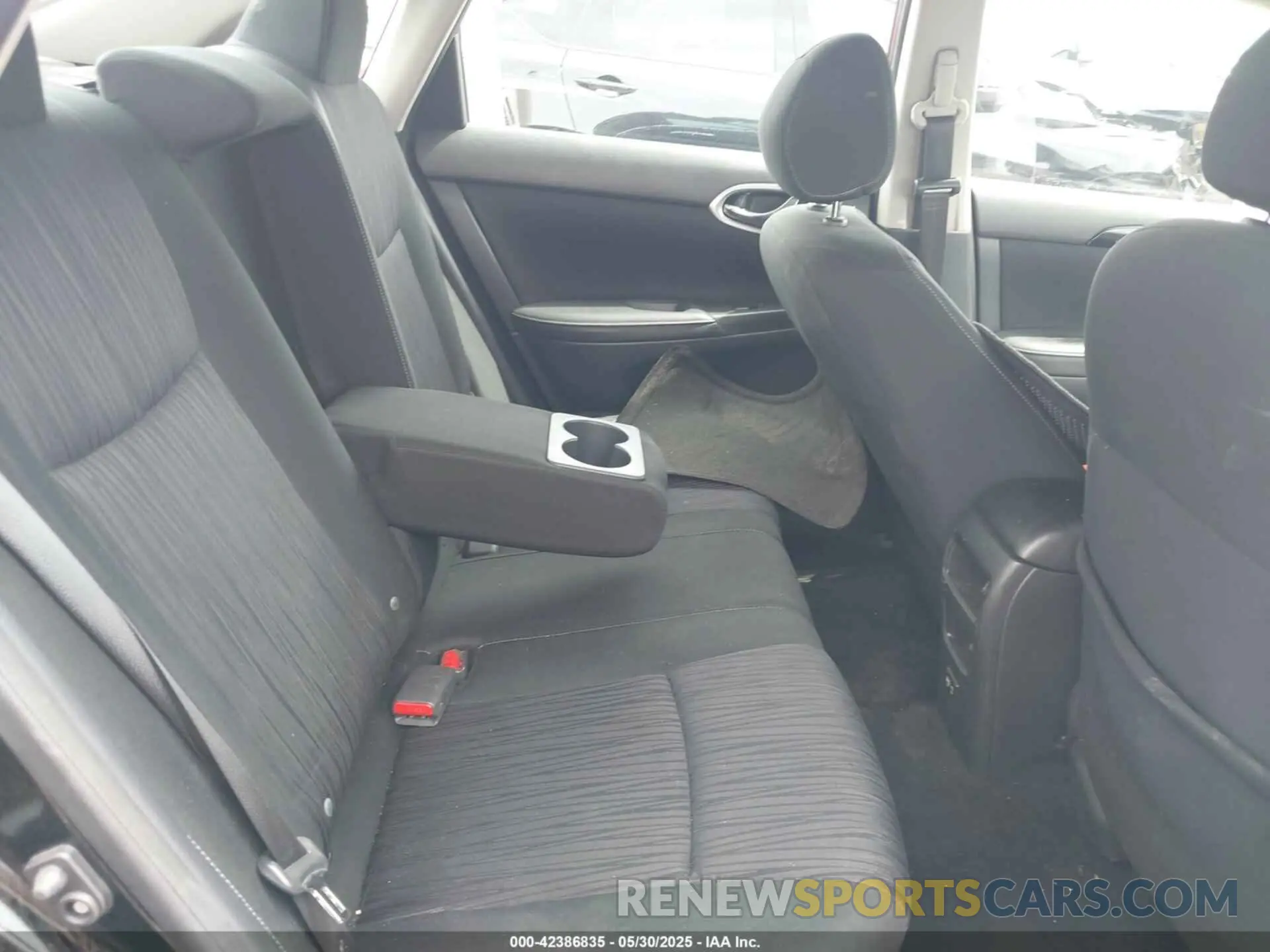 8 Photograph of a damaged car 3N1AB7AP6KY430288 NISSAN SENTRA 2019