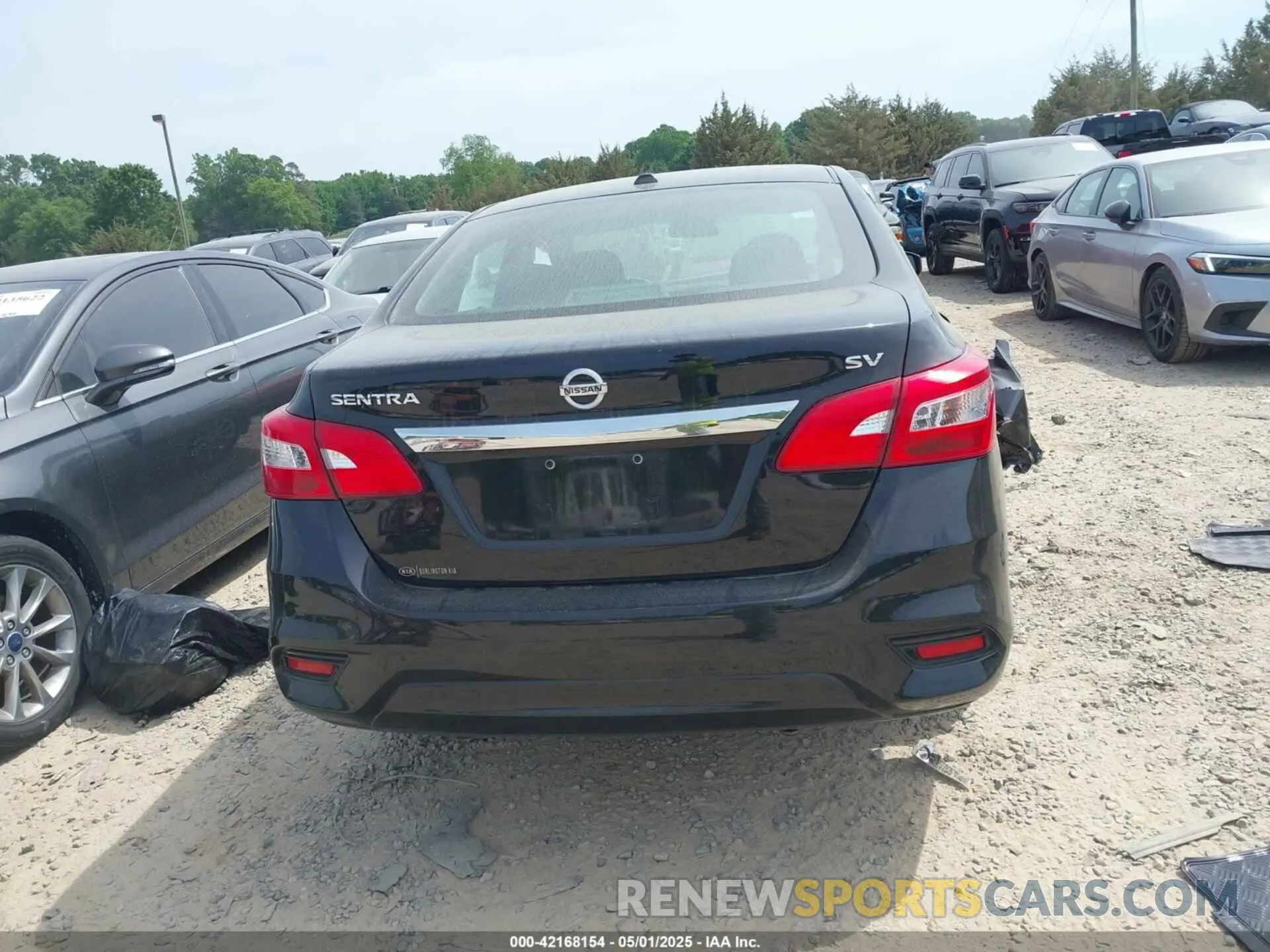 15 Photograph of a damaged car 3N1AB7AP6KY431618 NISSAN SENTRA 2019