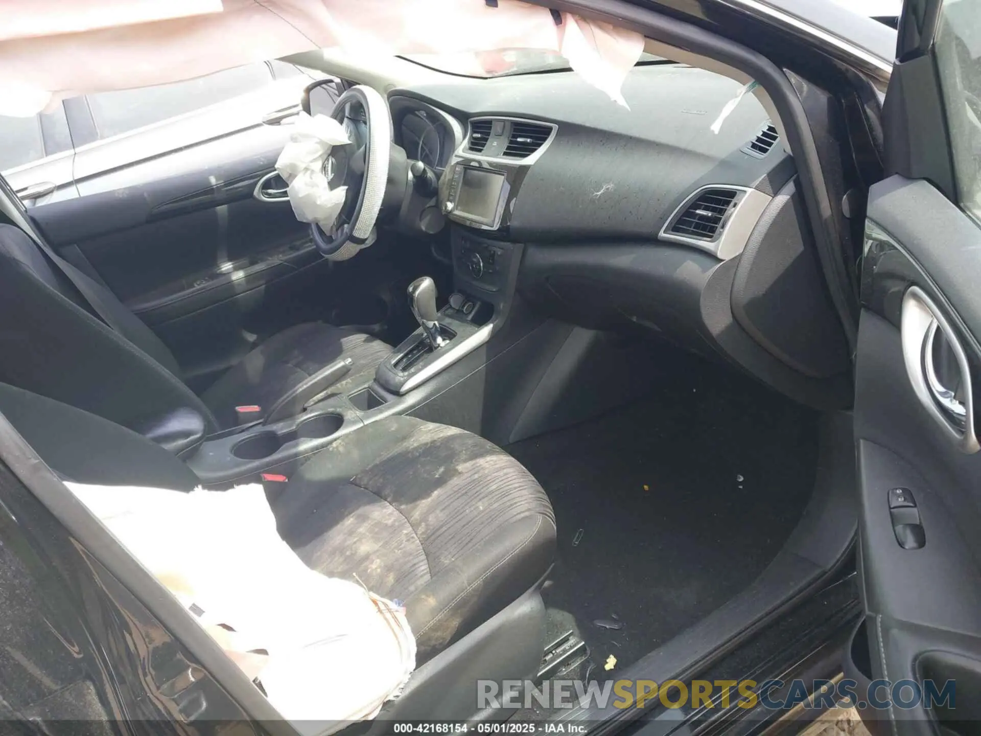 5 Photograph of a damaged car 3N1AB7AP6KY431618 NISSAN SENTRA 2019