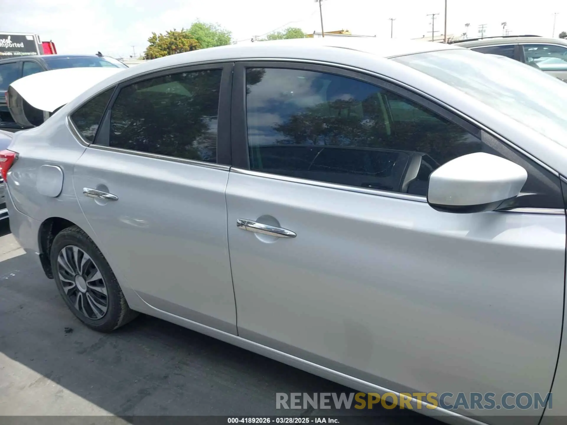 14 Photograph of a damaged car 3N1AB7AP6KY432493 NISSAN SENTRA 2019