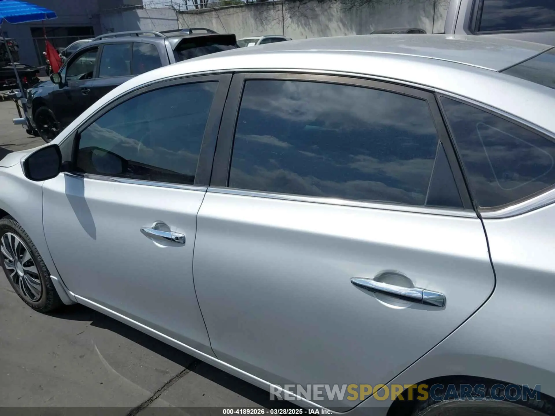 15 Photograph of a damaged car 3N1AB7AP6KY432493 NISSAN SENTRA 2019