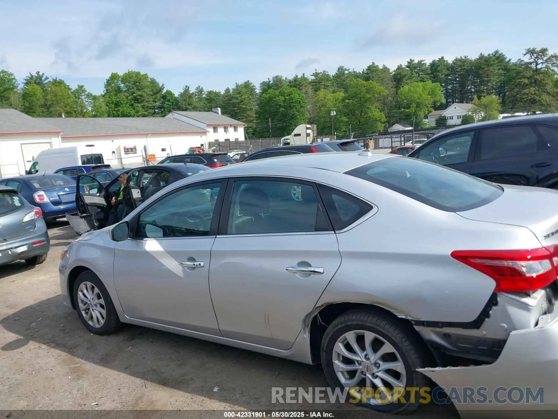 15 Photograph of a damaged car 3N1AB7AP6KY442134 NISSAN SENTRA 2019