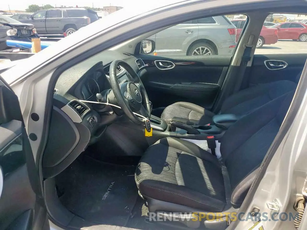 7 Photograph of a damaged car 3N1AB7AP7KL608383 NISSAN SENTRA 2019