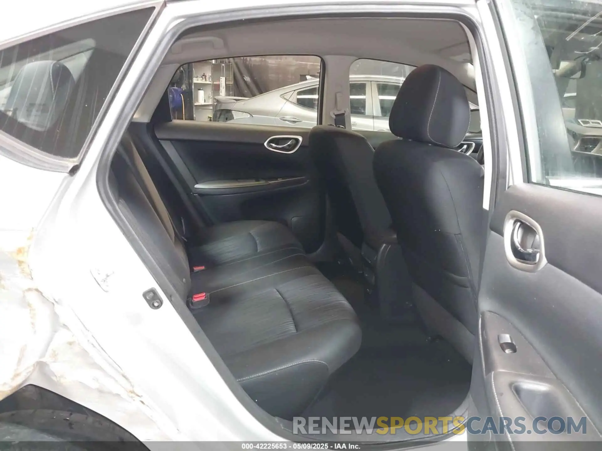 8 Photograph of a damaged car 3N1AB7AP7KL609257 NISSAN SENTRA 2019