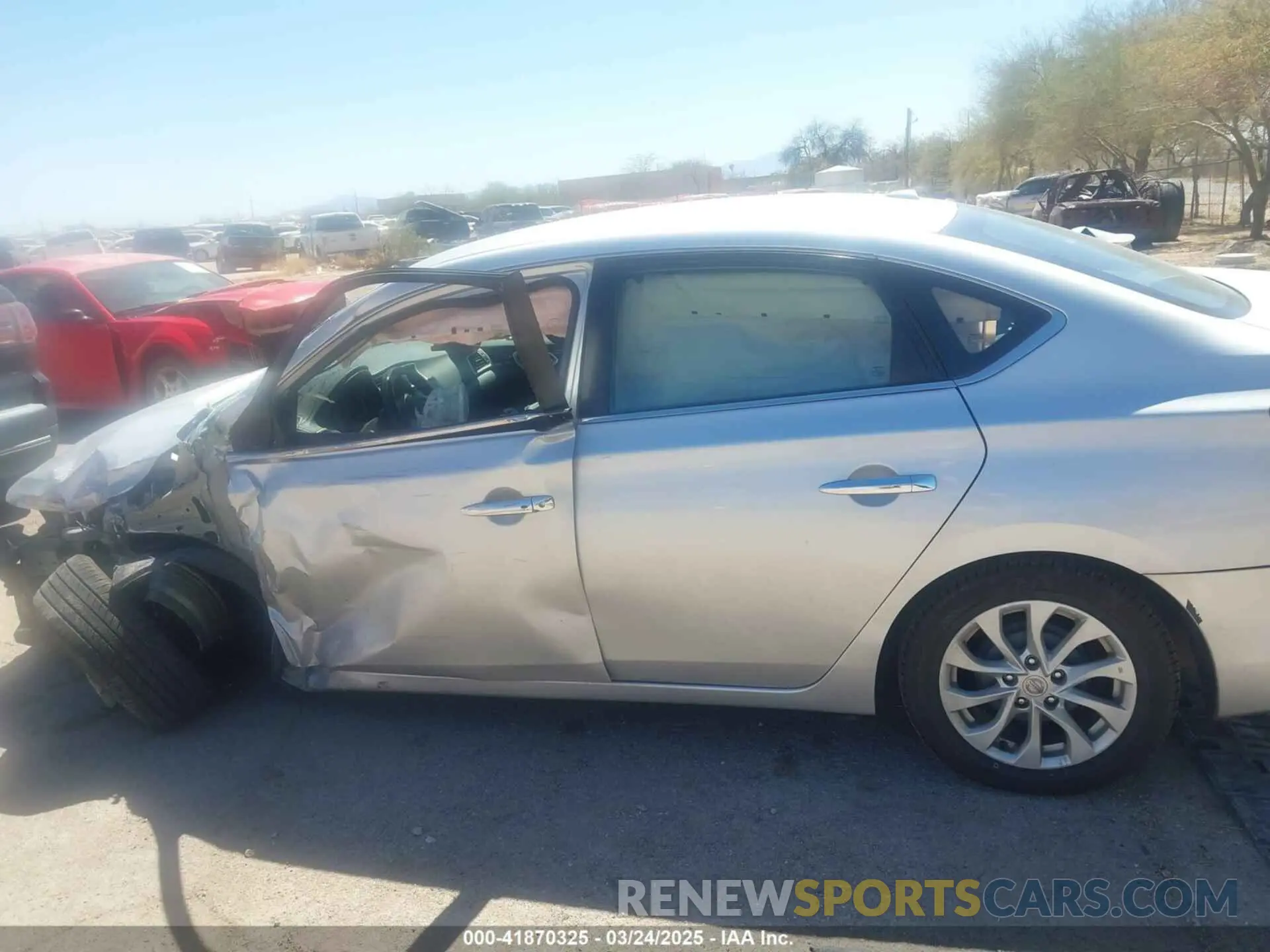 13 Photograph of a damaged car 3N1AB7AP7KL612742 NISSAN SENTRA 2019