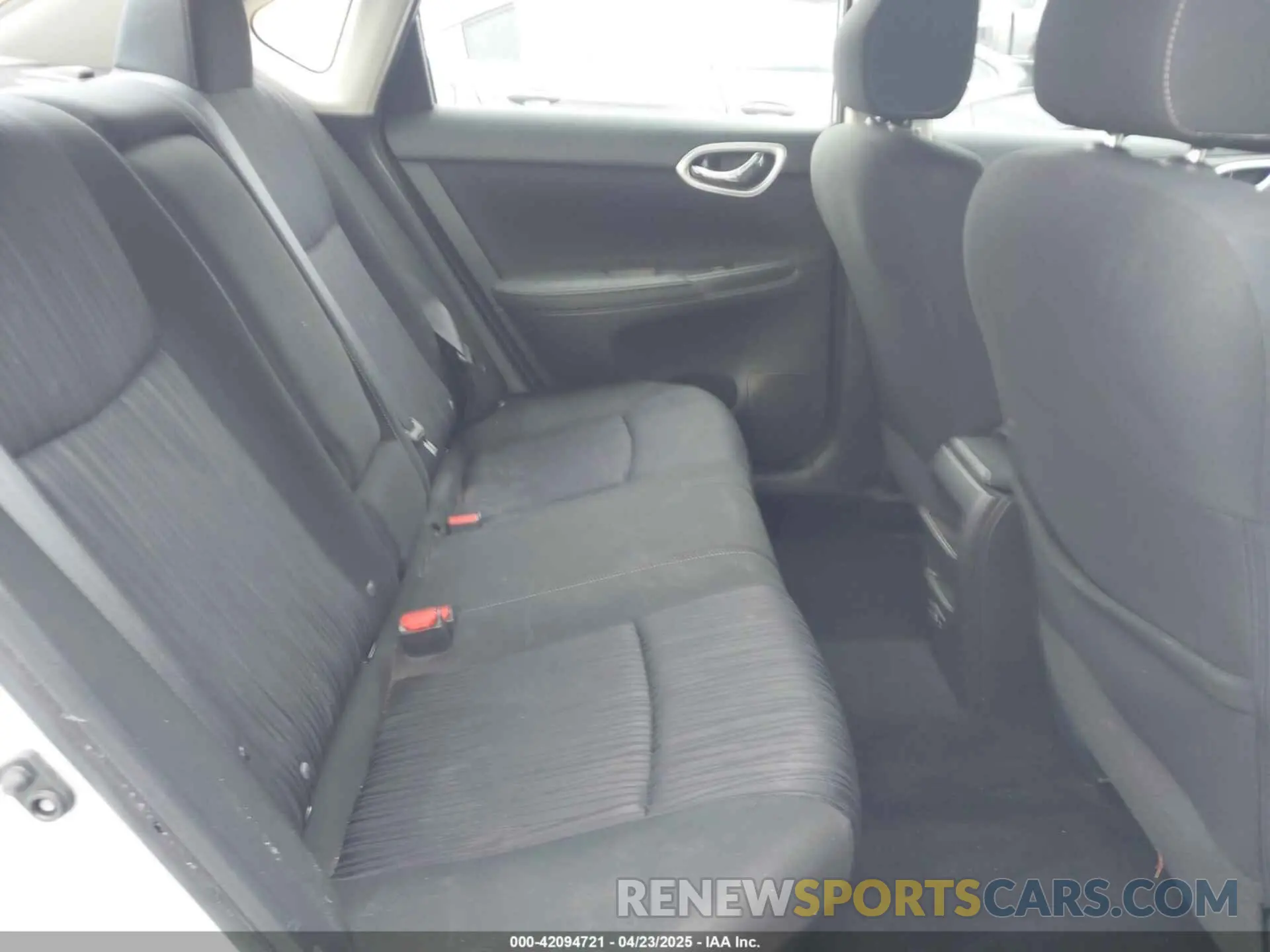 8 Photograph of a damaged car 3N1AB7AP7KL618363 NISSAN SENTRA 2019