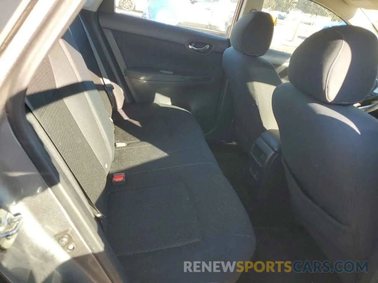 10 Photograph of a damaged car 3N1AB7AP7KY210383 NISSAN SENTRA 2019