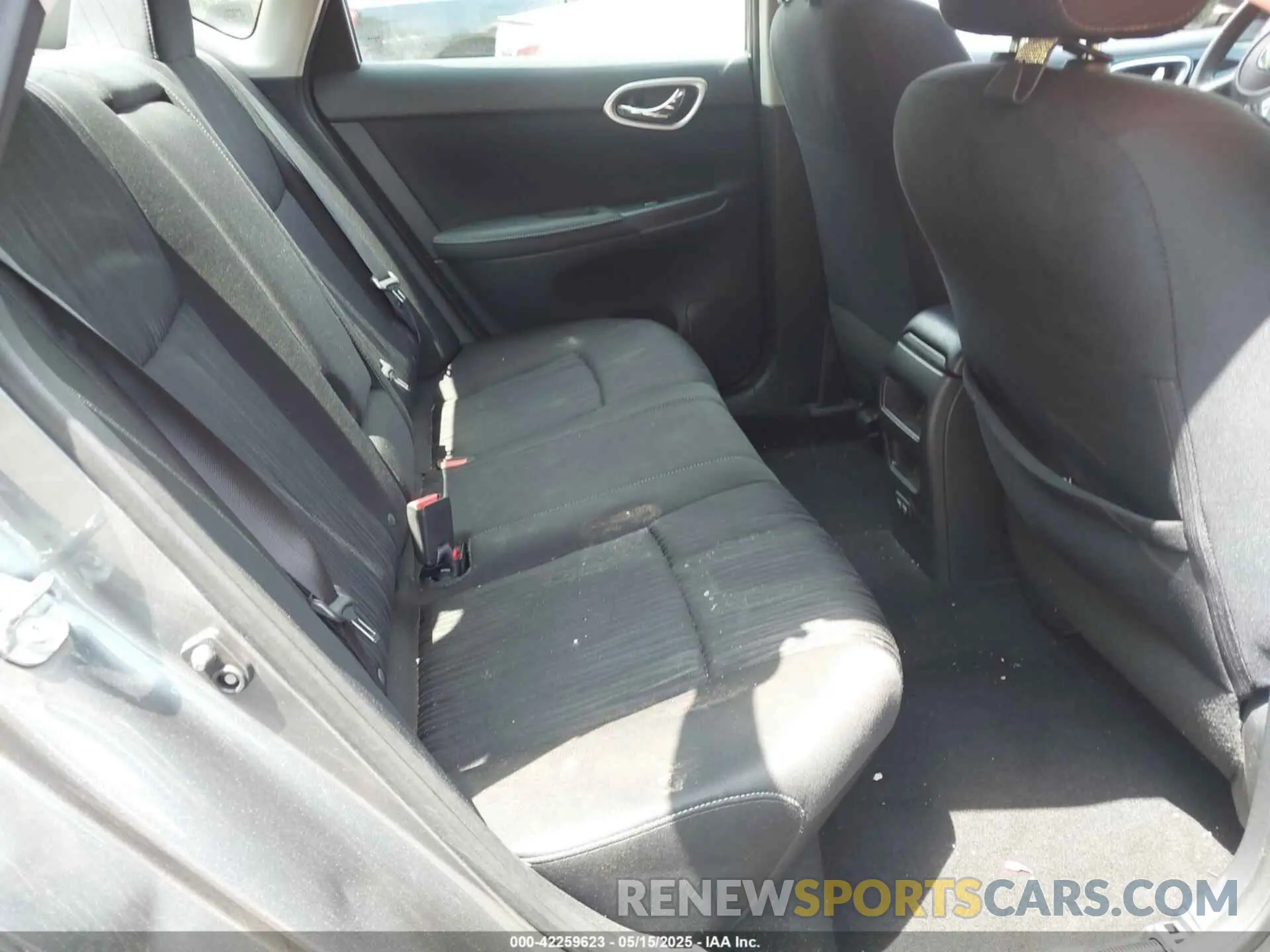 8 Photograph of a damaged car 3N1AB7AP7KY212778 NISSAN SENTRA 2019