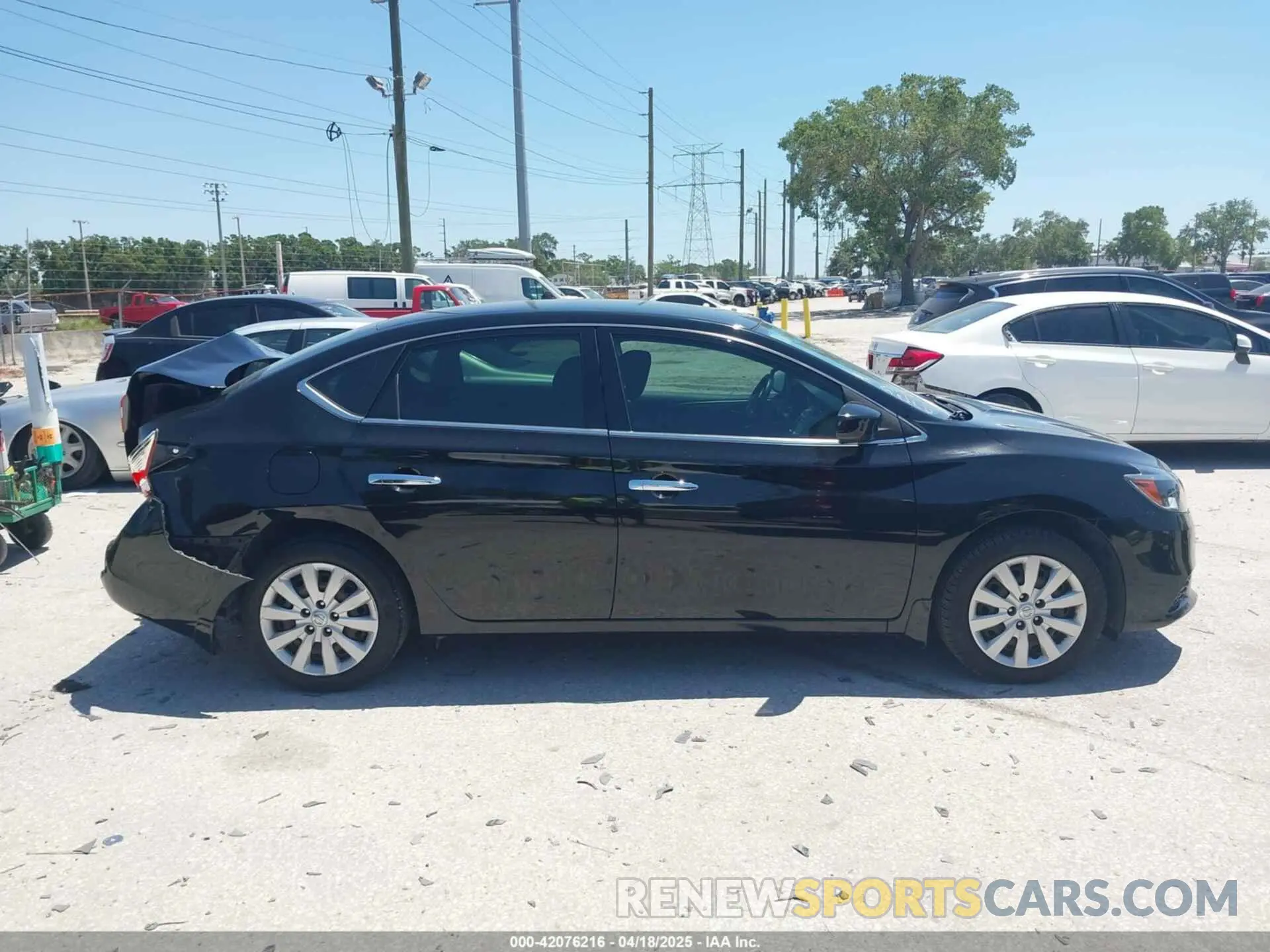 13 Photograph of a damaged car 3N1AB7AP7KY221268 NISSAN SENTRA 2019