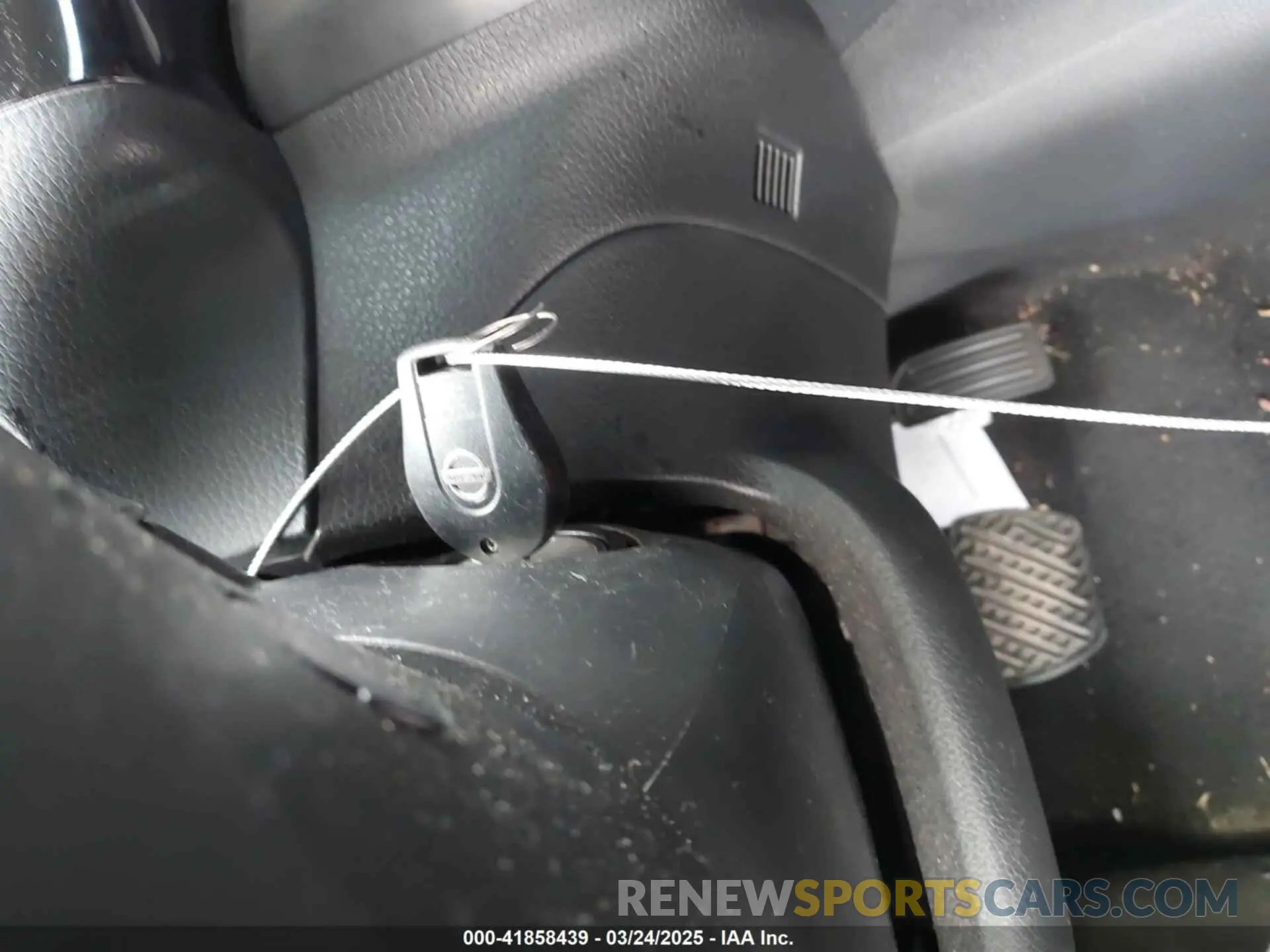 11 Photograph of a damaged car 3N1AB7AP7KY230875 NISSAN SENTRA 2019